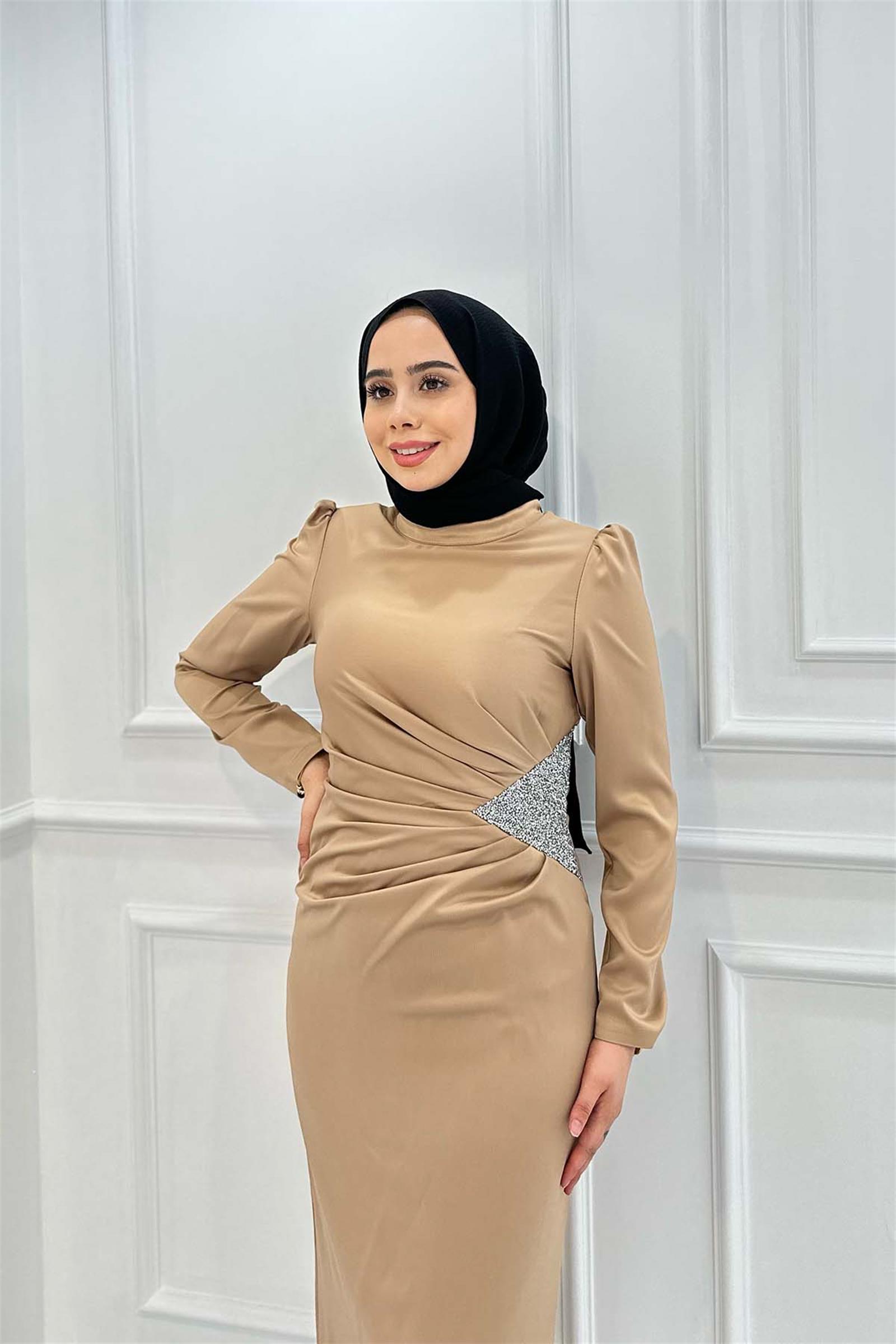 BELİ TAŞLI SATEN ELBİSE 4748 Vizon