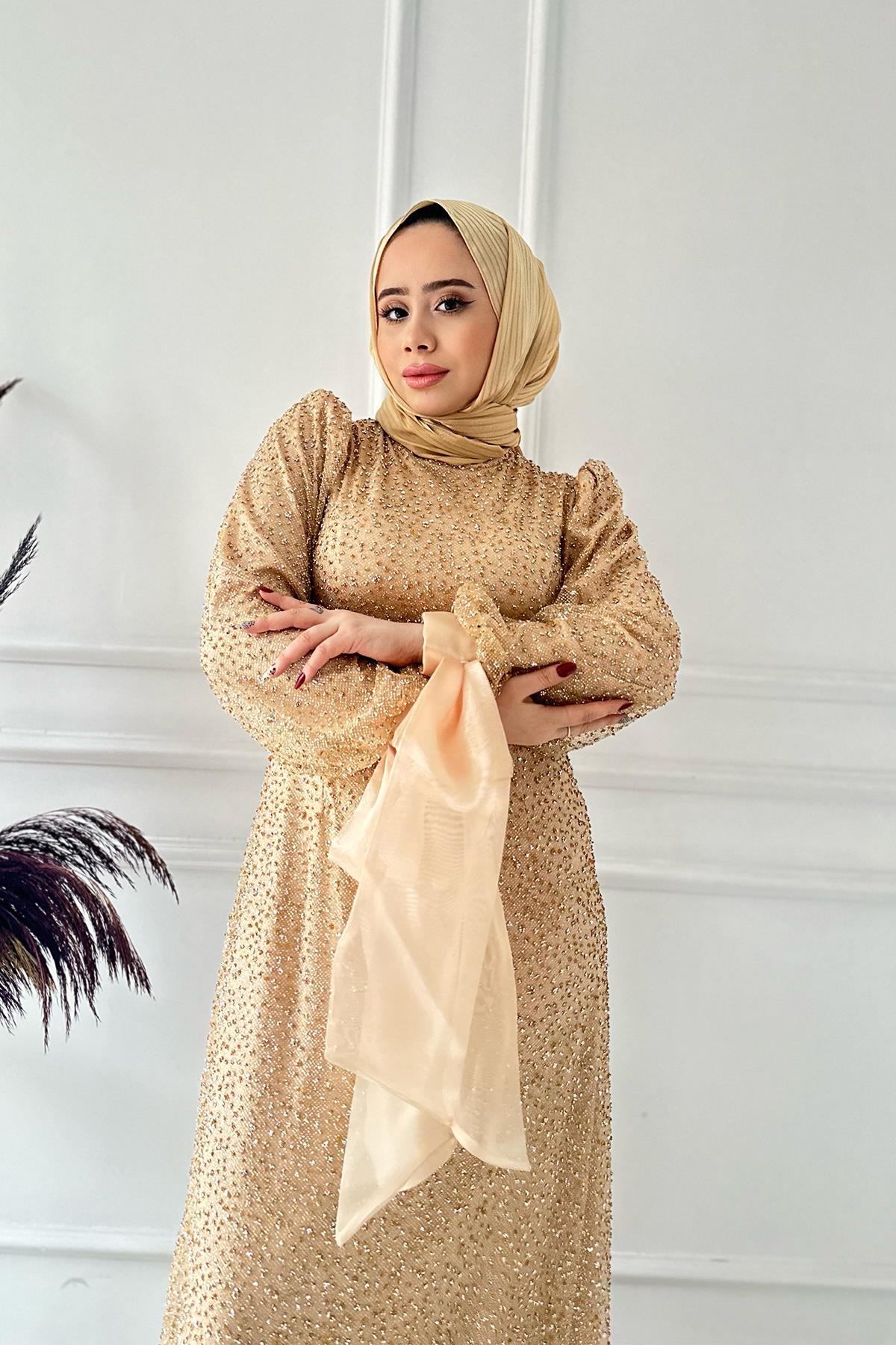 Kolu Kurdeleli Taşlı Elbise 2462 Gold