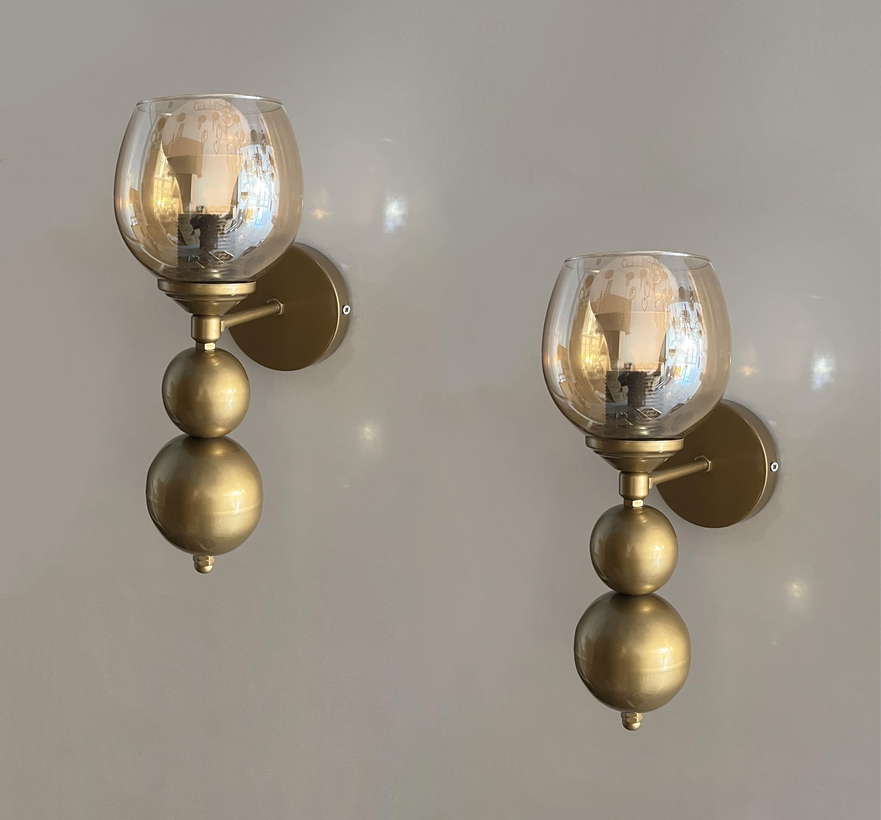 Eskitme Tokyo Bal Camlı Metal Pilli Aplik - 2 Adet - Özel Tasarım Lamba ve Pil DahildirFeza BalCamlı Siyah Metal Modern 2 Adet Pilli Aplik - Özel Tasarım Lamba ve Pil Dahildir