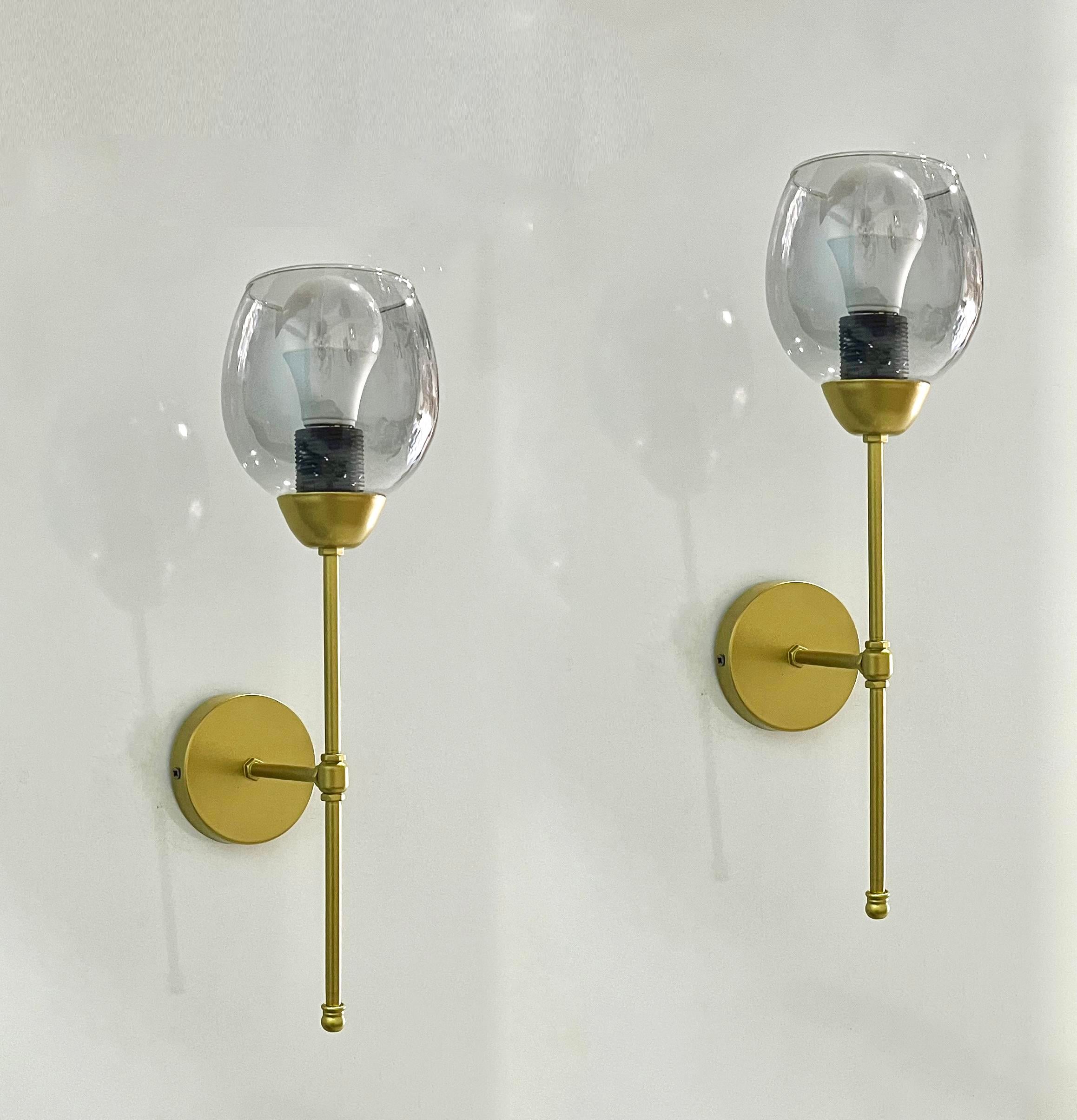 Feza Gold Kasa Metal Füme Camlı Modern 2 Adet Pilli Aplik - Özel Tasarım Lamba ve Pil DahildirFeza FümeCamlı Siyah Metal Modern 2 Adet Pilli Aplik - Özel Tasarım Lamba ve Pil Dahildir