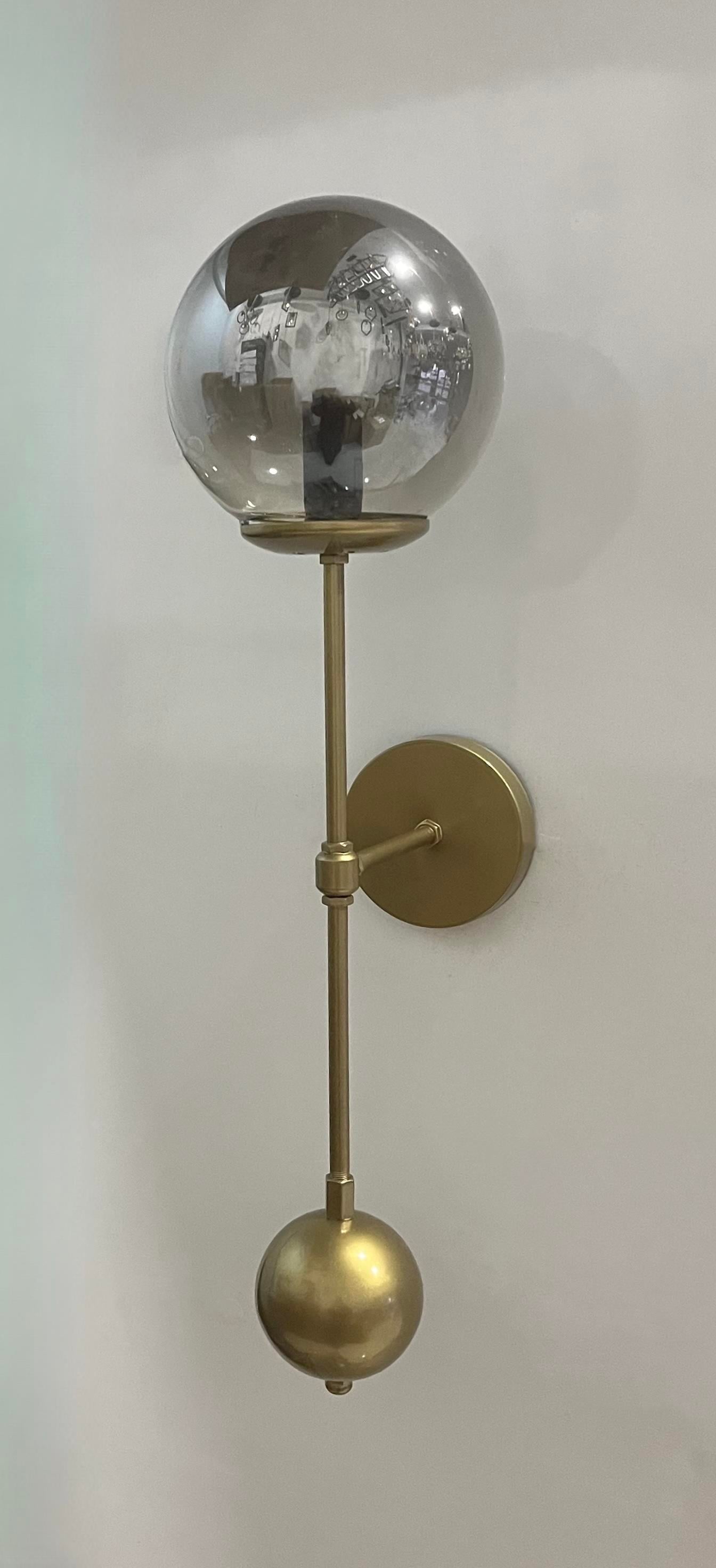 Gezegen Eskitme Kasa Füme Glop Camlı Metal Pilli Aplik - Özel Tasarım Lamba ve Pil dahil - Tek AdetGezegen Siyah Metal Camlı Pilli Aplik - 9v Pil ve Özel Tasarım Ampul İçindedir - Tek Adet Fiyatıdır