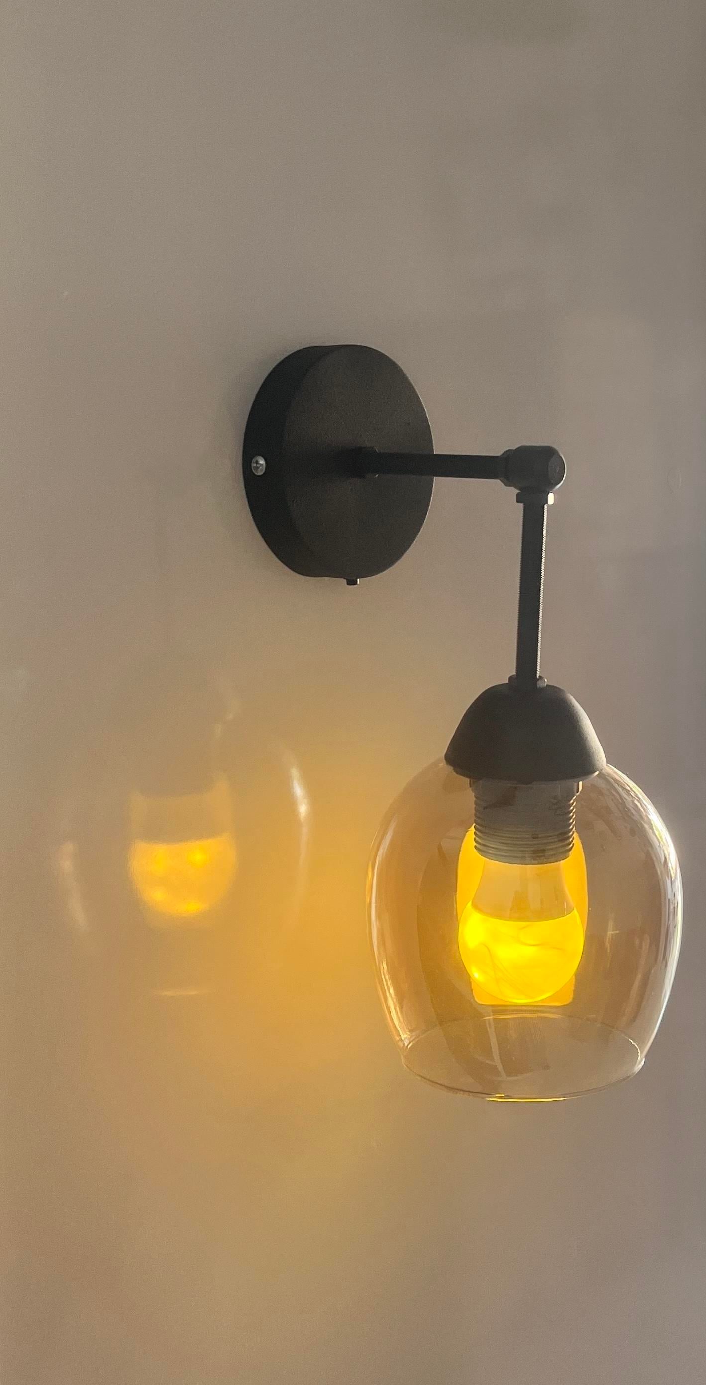 Gurbet BalCamlı Metal Siyah 1 Adet Pilli Aplik - Özel Tasarım Lamba HediyelFeza BalCamlı Siyah Metal Modern 2 Adet Pilli Aplik - Özel Tasarım Lamba ve Pil Dahildir