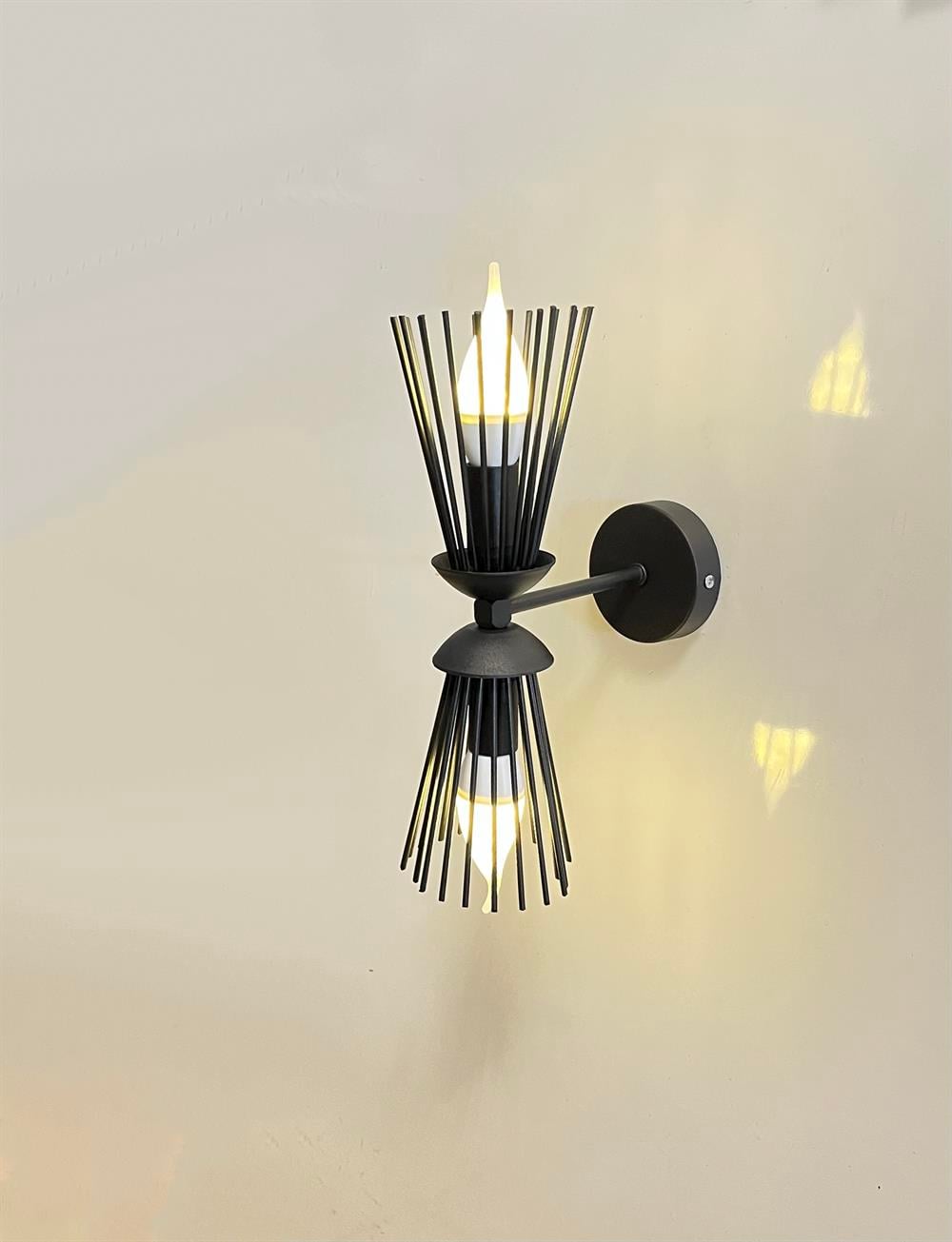 Metal Siyah Anka e14 Duylu Duvar Pilli Aplik - Tek Adet Fiyatıdır - Özel Tasarım Ampuller Hediyedir