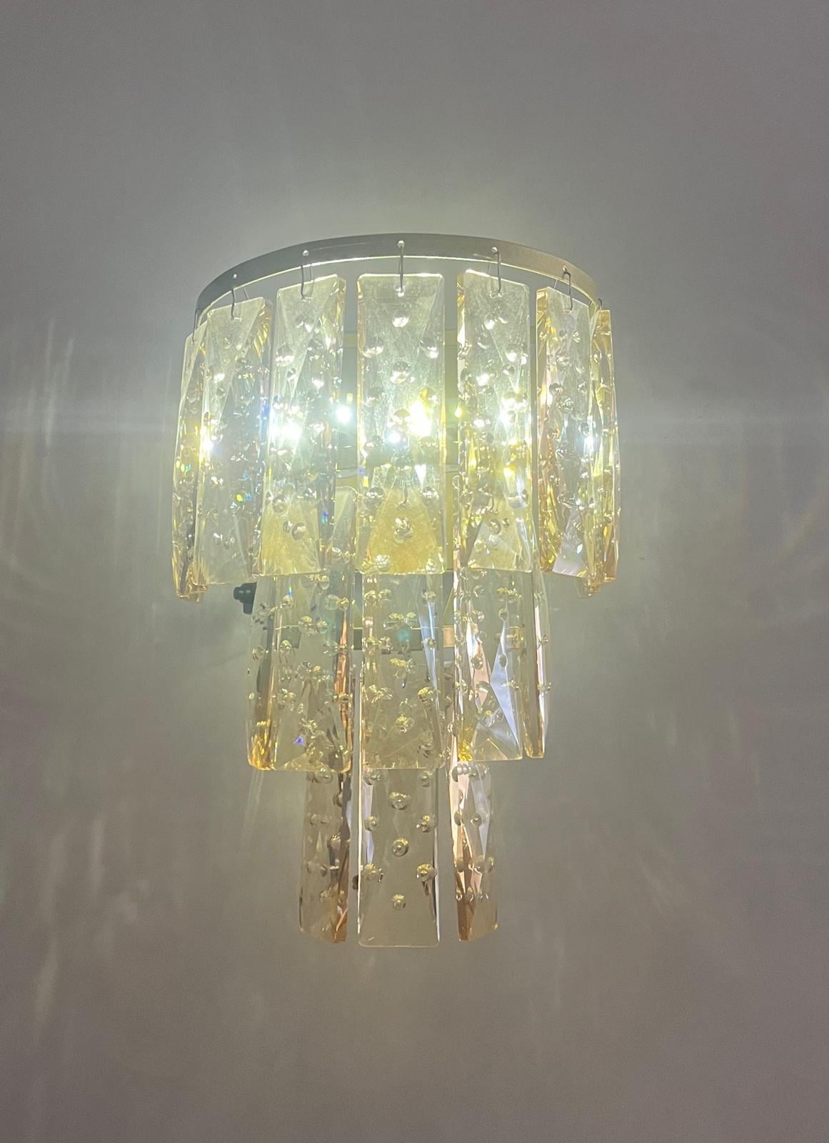 Rüzgar Gold Kasa Lux Bal Taşlı Beyaz Işık Ledli 3 Katlı Pilli Aplik - Tek Adet - Pil ve Led HediyeFeza BalCamlı Siyah Metal Modern 2 Adet Pilli Aplik - Özel Tasarım Lamba ve Pil Dahildir