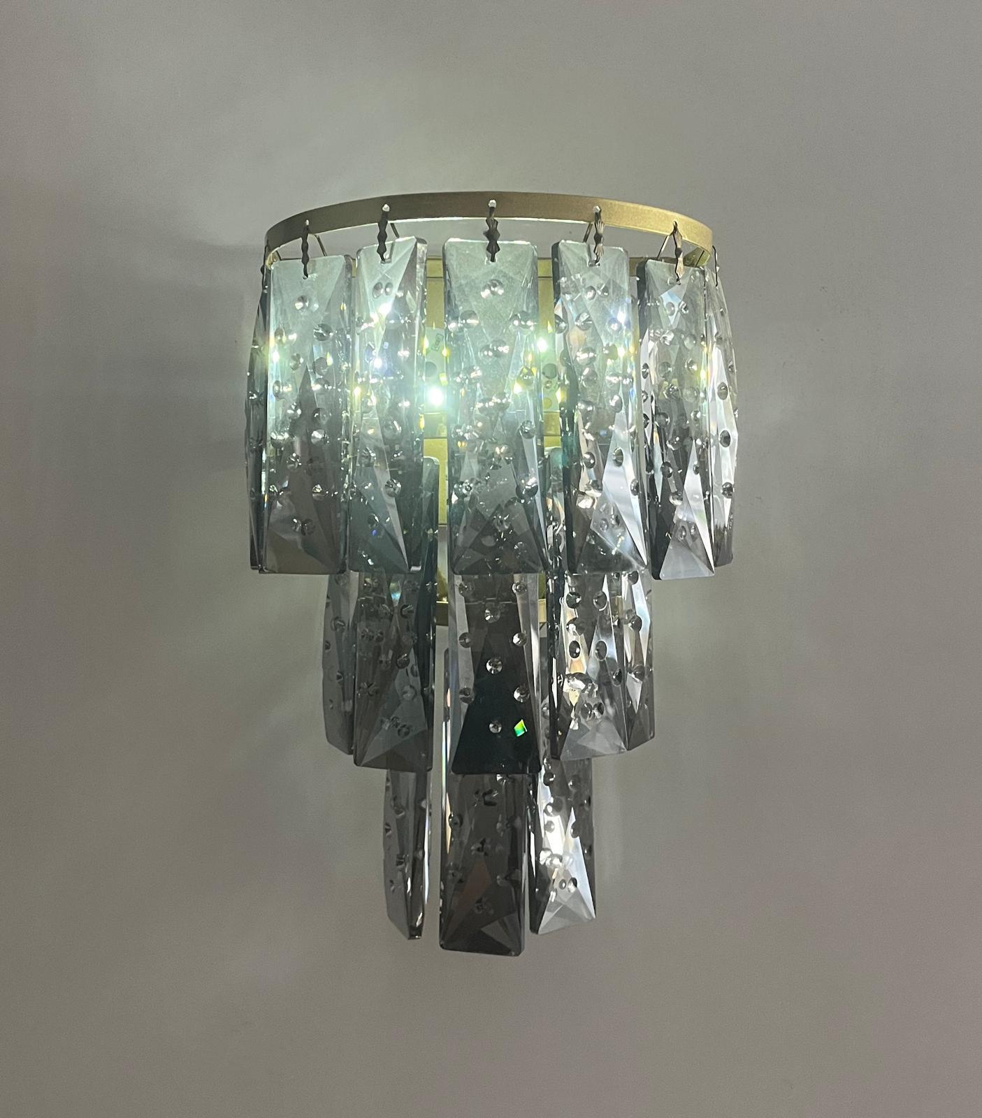 Rüzgar Gold Kasa Lux Füme Taşlı Beyaz Işık Ledli 3 Katlı Pilli Aplik - Tek Adet - Pil ve Led HediyeFeza BalCamlı Siyah Metal Modern 2 Adet Pilli Aplik - Özel Tasarım Lamba ve Pil Dahildir
