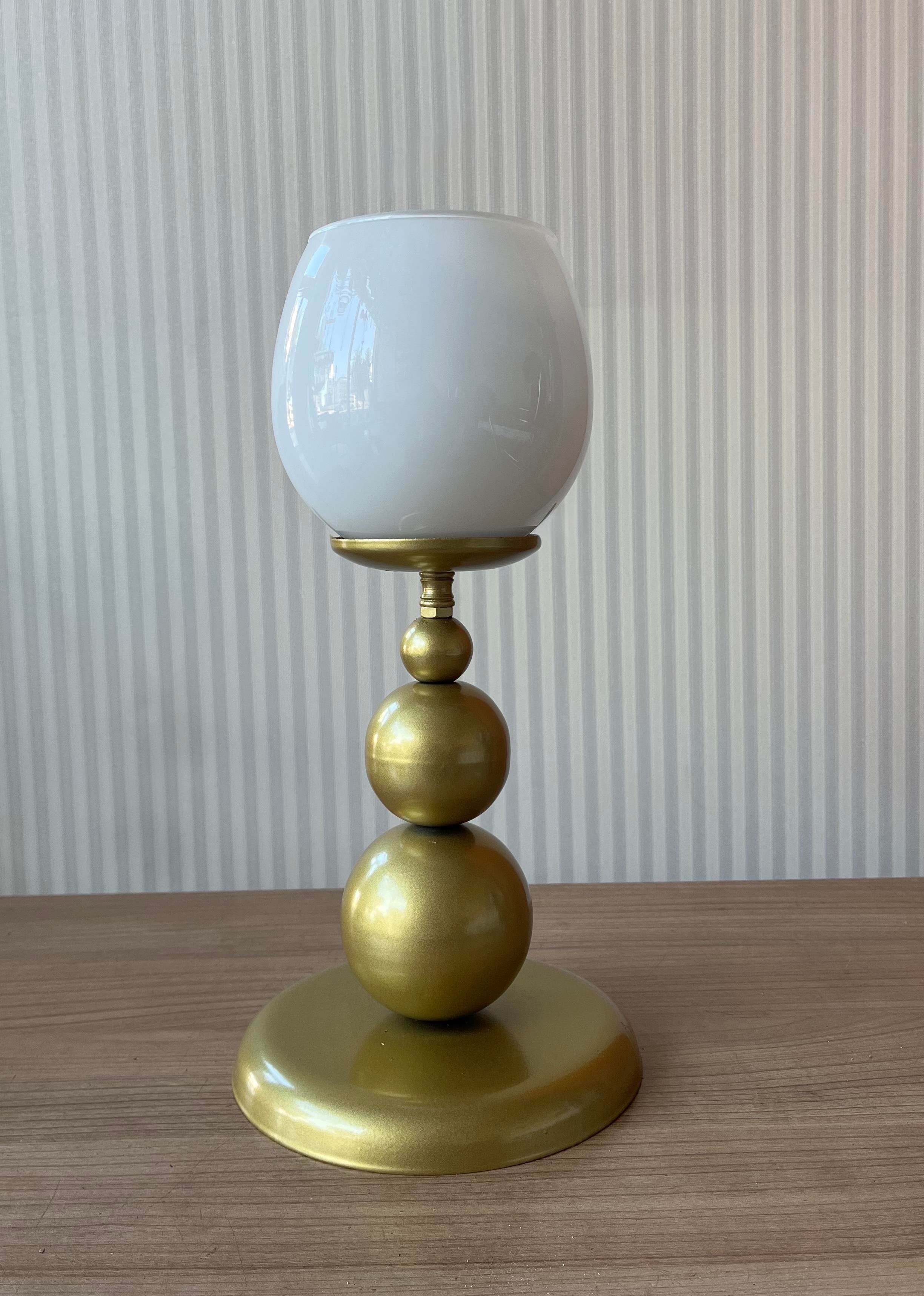 Gold Koza Pilli Abajur Beyaz Camlı Aplik Lambader Aydınlatma - Özel Tasarım Lambalı - Tek AdetKupa Gerçek Kristal Taşlı Pilli Abajur - Pil Dahildir