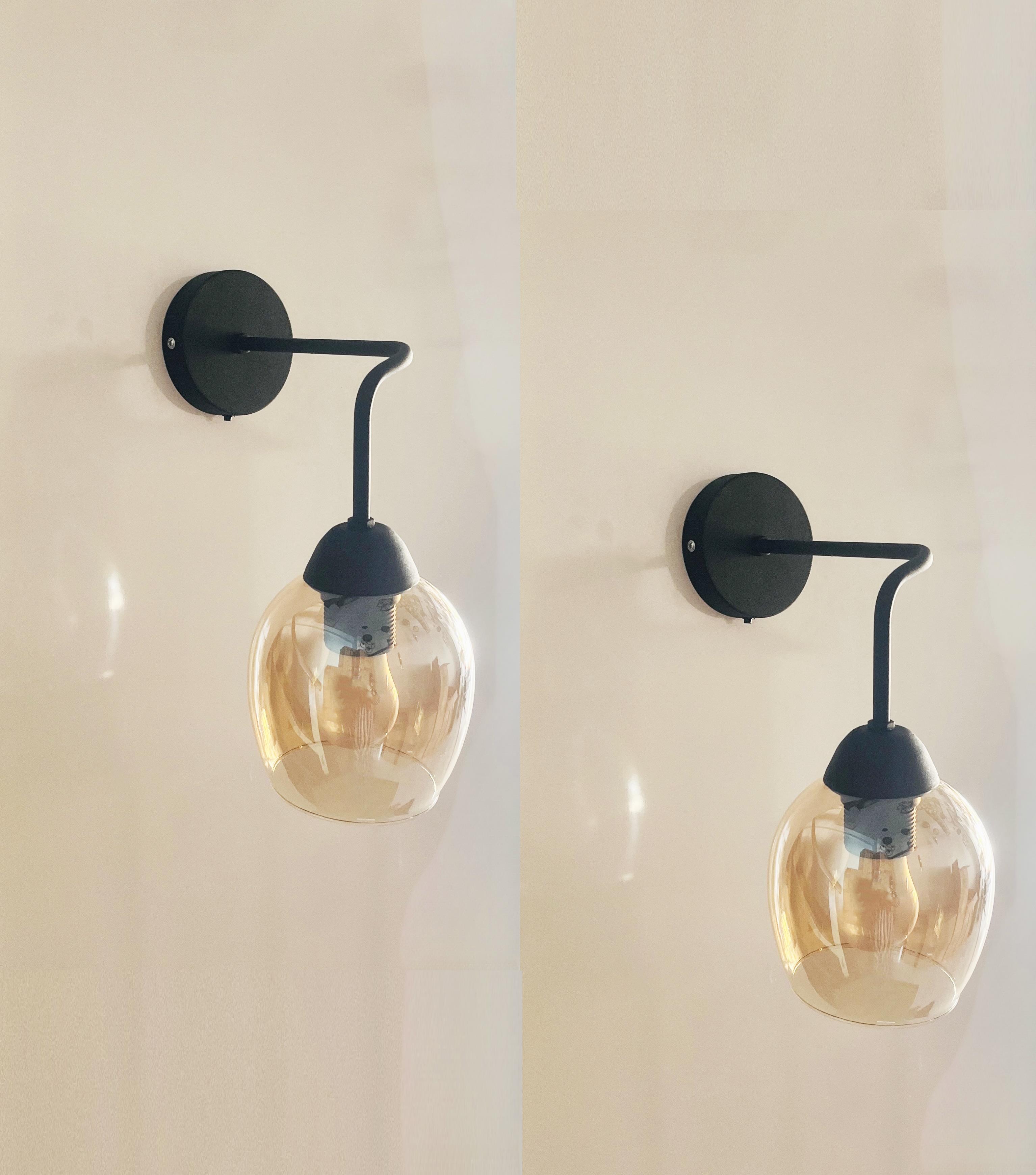 Milano Bal Camlı Siyah Metal Modern 2 Adet Pilli Aplik - Özel Tasarım Lamba ve Pil DahildirFeza BalCamlı Siyah Metal Modern 2 Adet Pilli Aplik - Özel Tasarım Lamba ve Pil Dahildir