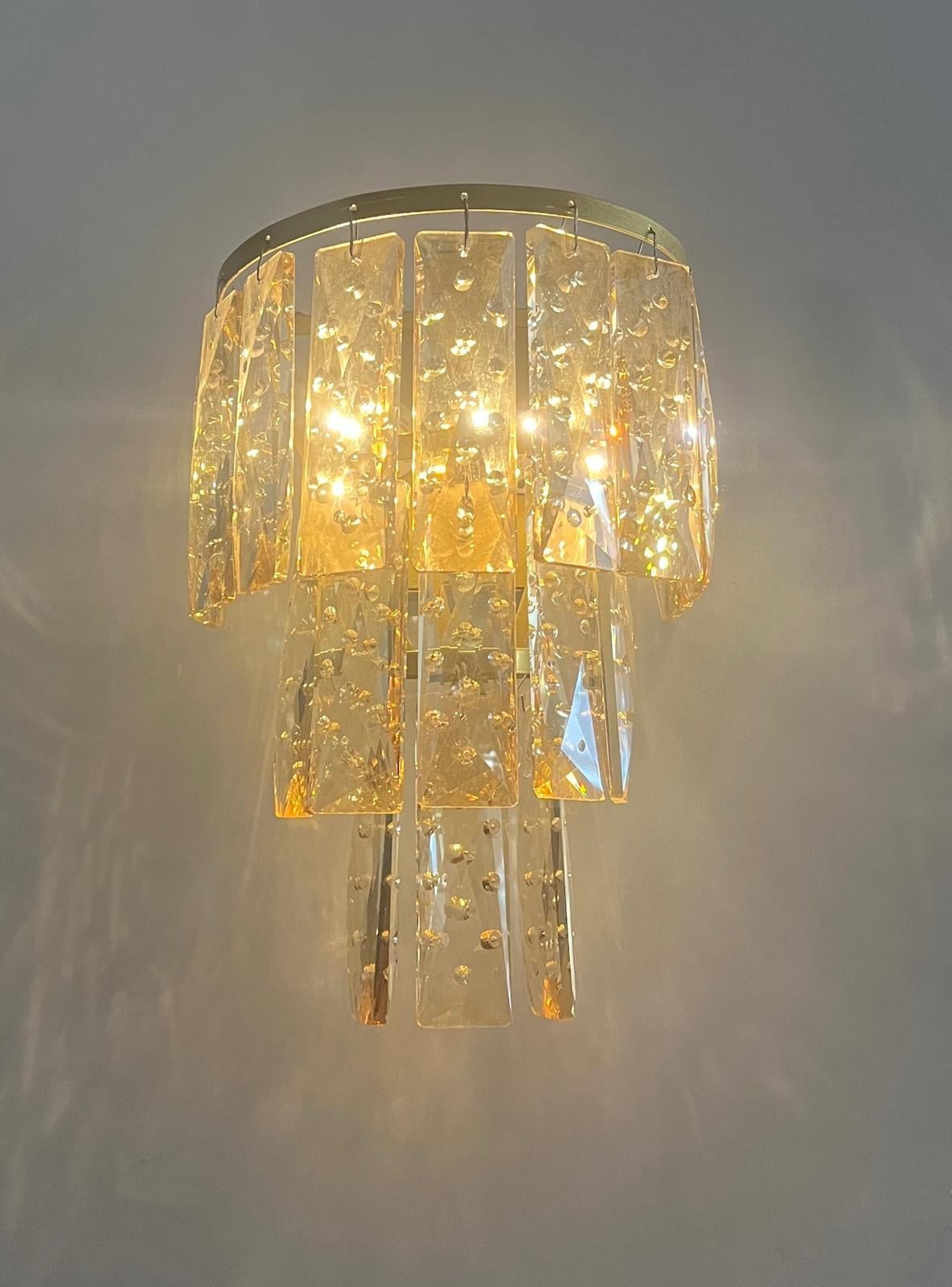 Rüzgar Gold Kasa Lux Bal Taşlı Günışığı Ledli 3 Katlı Pilli Aplik - Tek Adet - Pil ve Led HediyeFeza BalCamlı Siyah Metal Modern 2 Adet Pilli Aplik - Özel Tasarım Lamba ve Pil Dahildir