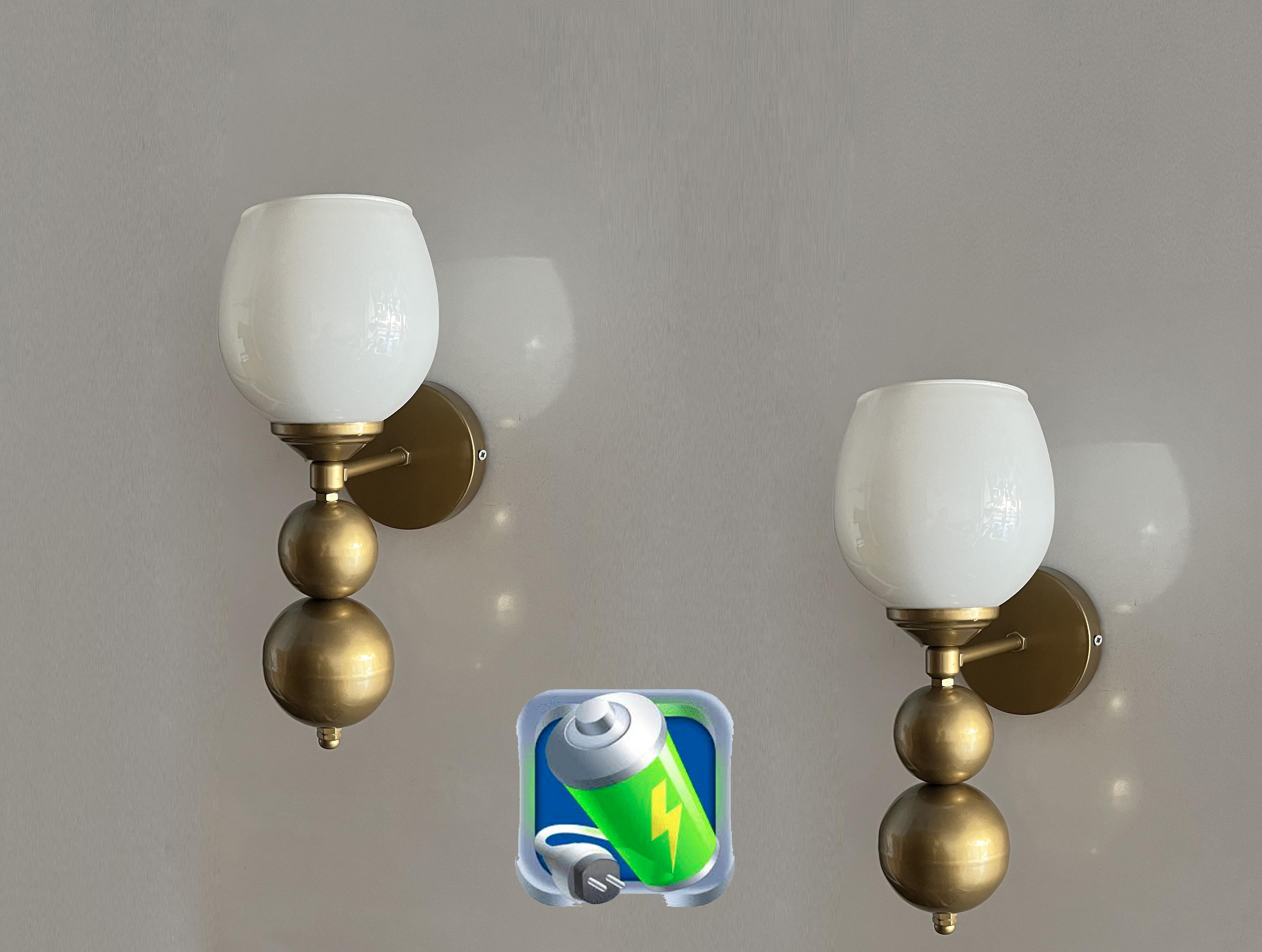 Şarj Et Kullan Eskitme Tokyo Şarjlı Pilli Aplik Beyaz Cam Metal Gövde Modern Duvar Aydınlatma -2 AdetŞarjlı Pilli Aplik Pandora Büyük Boy Gold Kristal Taşlı Lüx Aplik