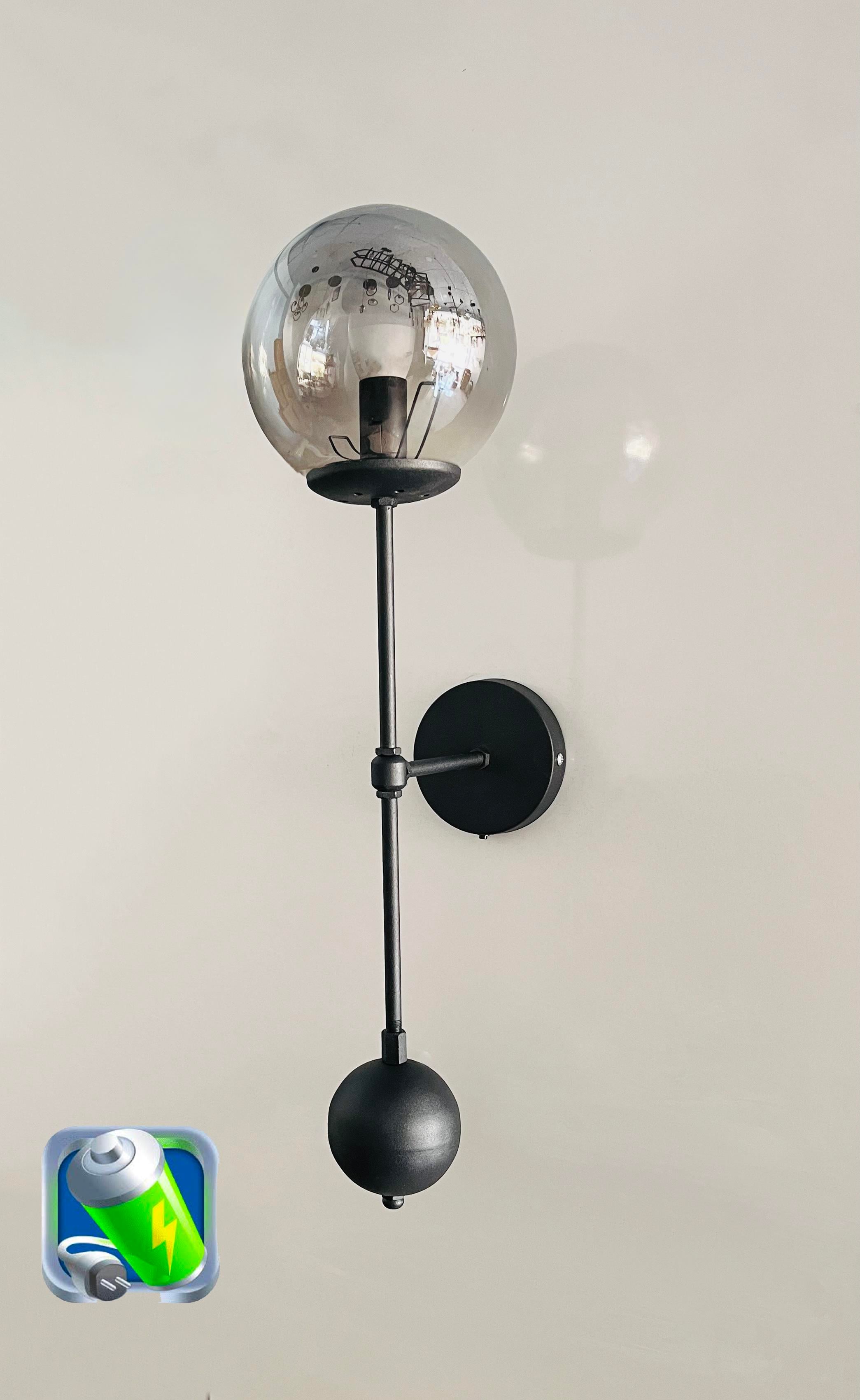 Şarj Et Kullan Gezegen Şarjlı Pilli Aplik Siyah Kasa Füme Camlı Metal Modern Aydınlatma -Tek AdetŞarjlı Pilli Aplik Gezegen Gold Metal Camlı Aplik - 9v Pil ve Özel Tasarım Ampul İçindedir - Tek Adet Fiyatıdır