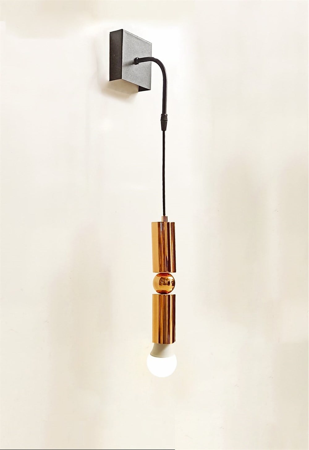 Şarjlı Pilli Aplik Yeditepe Gerçek Kaplama Metal Bakır Aplik - 9v Pil ve Özel Tasarım Ampul İçindedir - Tek Adet Fiyatıdır