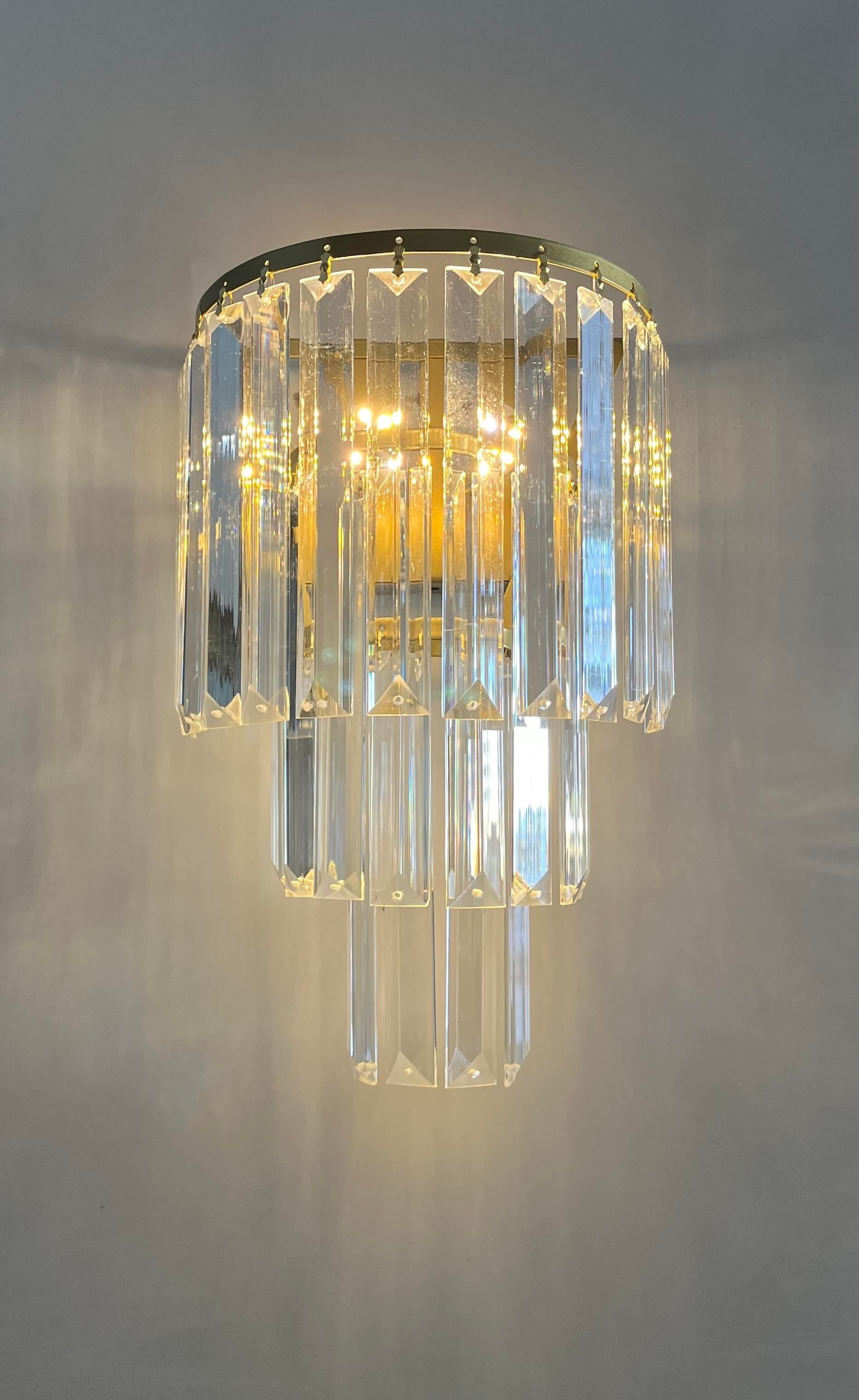 Yonca Gold Kasa Günışığı Ledli 3 Katlı Lux Taşlı Pilli Aplik - Tek Adet - Pil ve Led HediyeFeza BalCamlı Siyah Metal Modern 2 Adet Pilli Aplik - Özel Tasarım Lamba ve Pil Dahildir