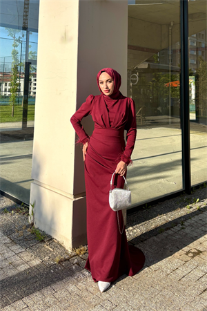 Kuyruklu Zara Kumaş Kolları Püsküllü Tesettür Abiye Bordo