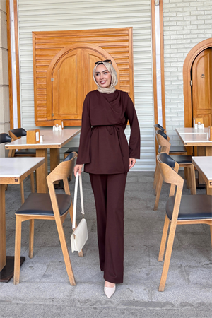 Önü Drapeli İpli Tesettür Takım Kahve