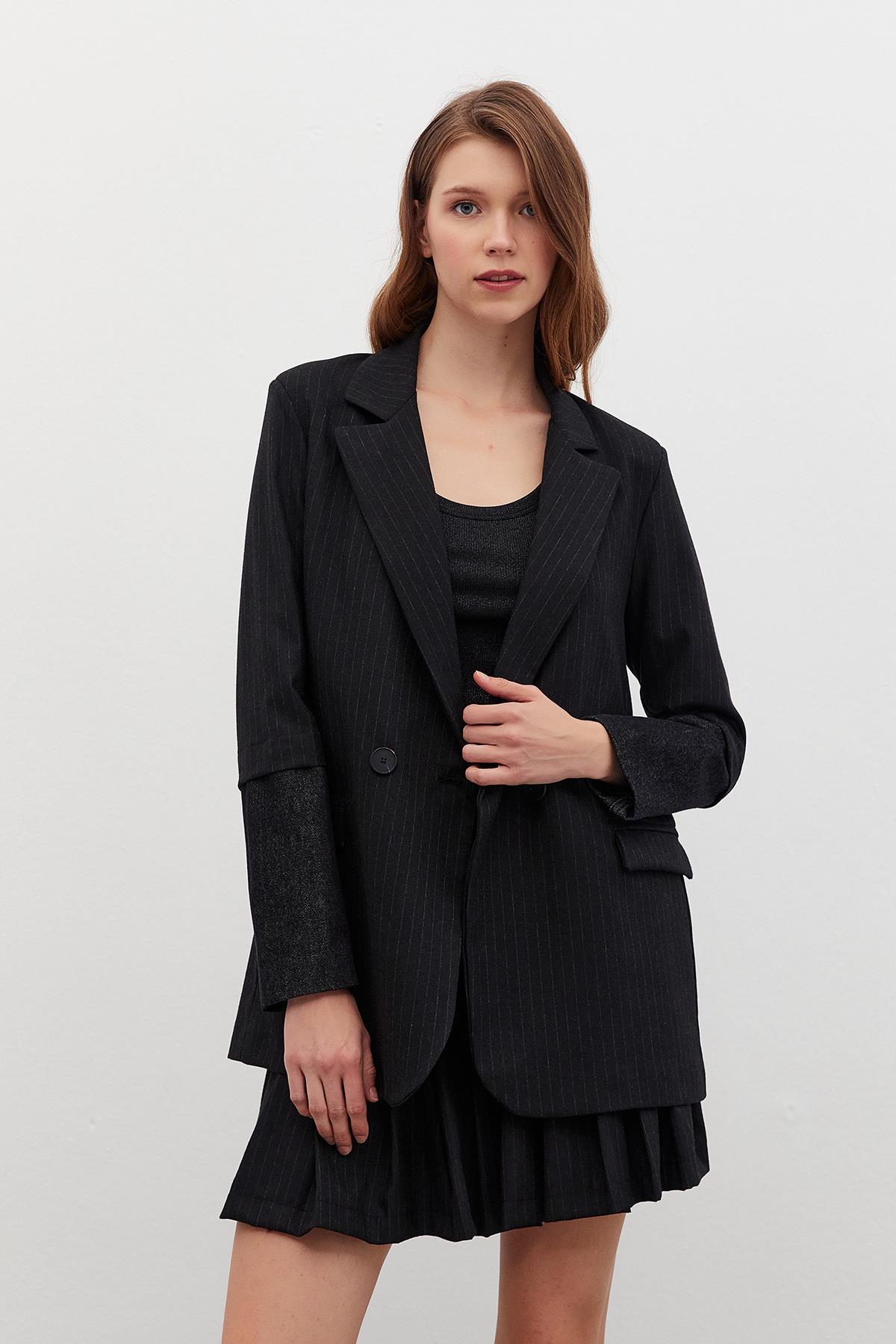 Jean Detaylı Blazer Ceket