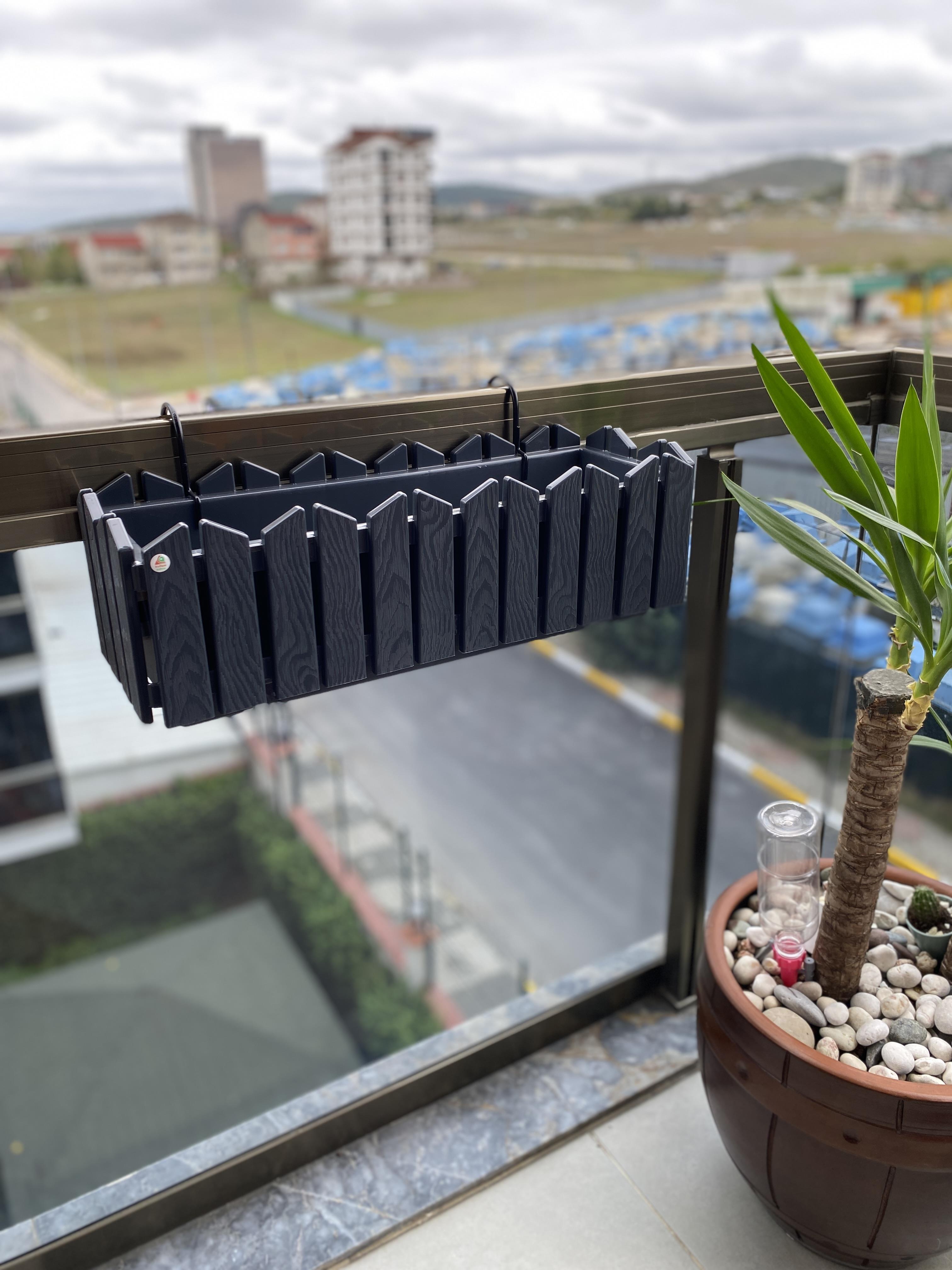 Efes Balkon Çit Saksı Askılı 9 Litre _Askı Aparatı dahildir.