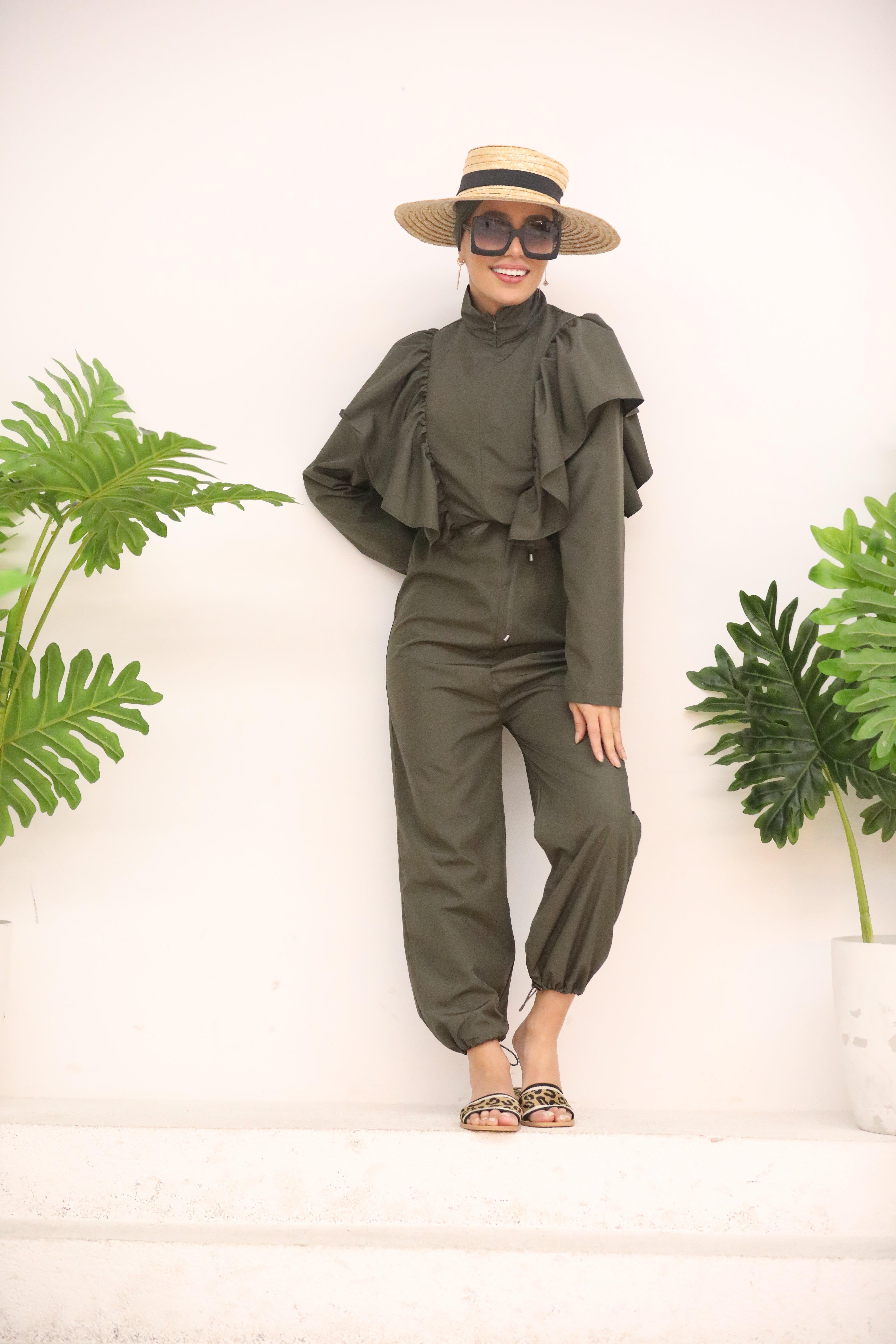 Omuzu Farbelalı Haki Tasarım Tesettür Paraşüt Kumaş Tulum Mayo