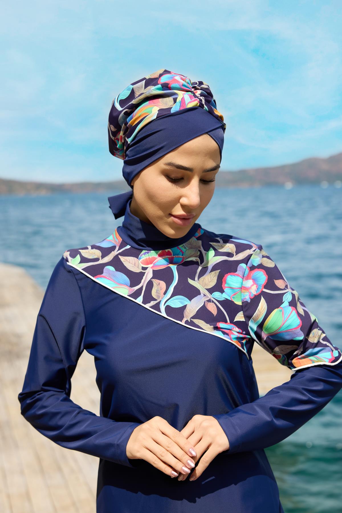 Ebru Model Omuz Desenli Lycralı Tasarım Tesettür İkili Mayo Takım