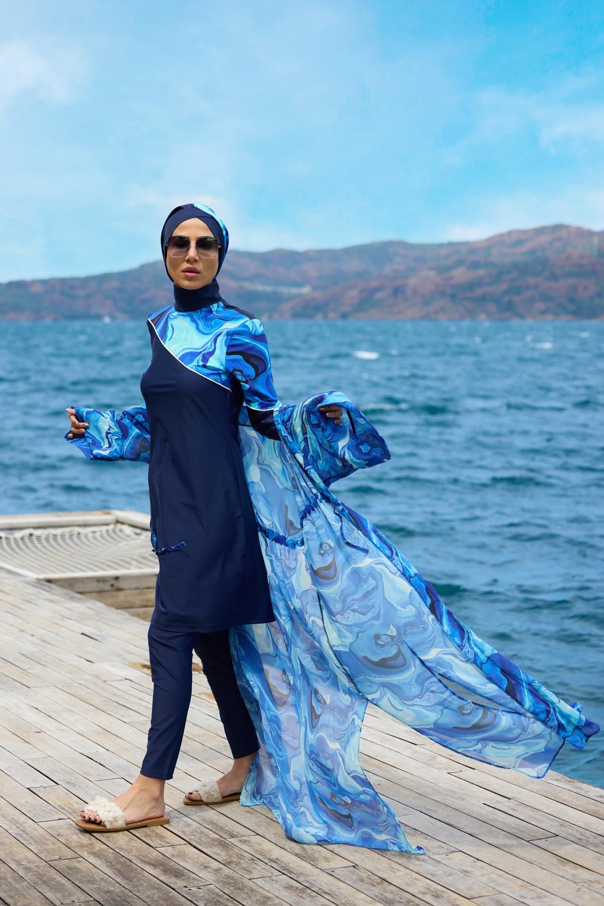 Yakamoz Model Omuz Desenli Lyralı Tasarım Tesettür İkili Mayo Takım