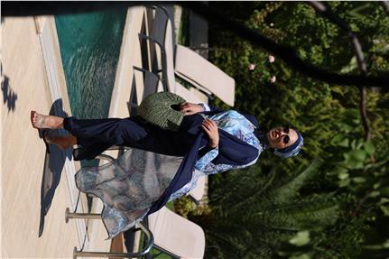 Blue Garden Desen Beli Bağcıklı Tasarım Tesettür Pareo