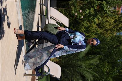 Blue Garden Desen Beli Bağcıklı Tasarım Tesettür Pareo