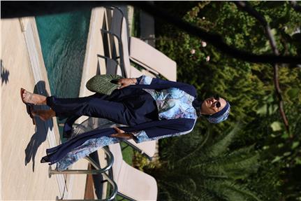 Blue Garden Desen Beli Bağcıklı Tasarım Tesettür Pareo