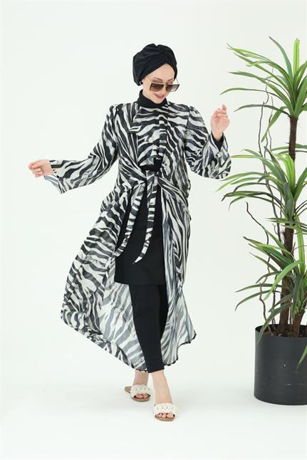 Laura Zebra Desen Pareo