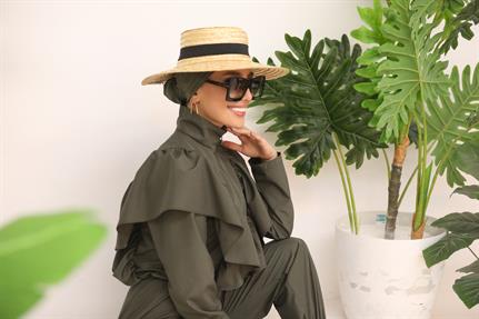 Omuzu Farbelalı Haki Tasarım Tesettür Paraşüt Kumaş Tulum Mayo