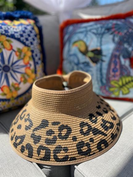 Leopar Desen Kahverengi Vizör Şapka