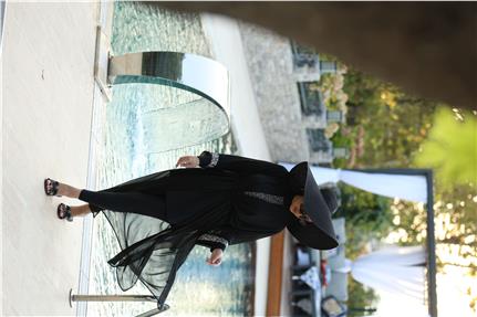 Mira Model Beli Bağcıklı Tasarım Tesettür Pareo