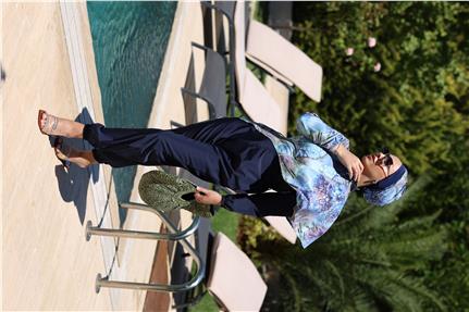 Pelerin Model Blue Garden Desen Tasarım Tesettür Tulum Mayo