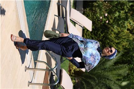 Pelerin Model Blue Garden Desen Tasarım Tesettür Tulum Mayo