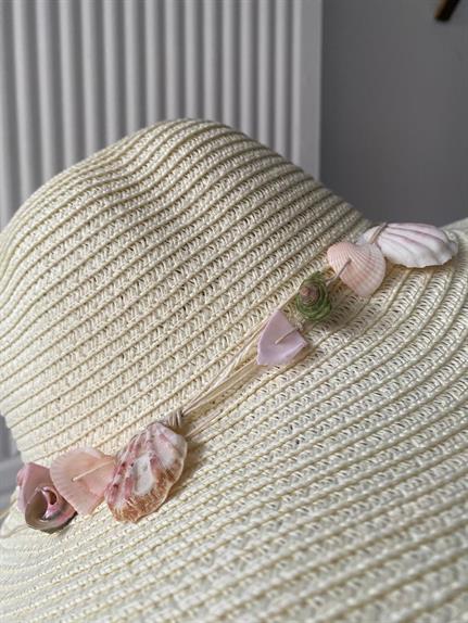 Pink Cowry Hasır Şapka
