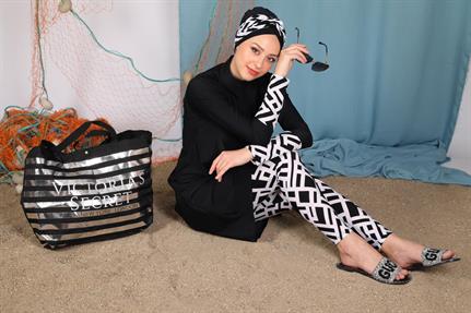 Siyah Beyaz Çizgi Desen Likralı Tasarım Tesettür  Mayo Pantolon