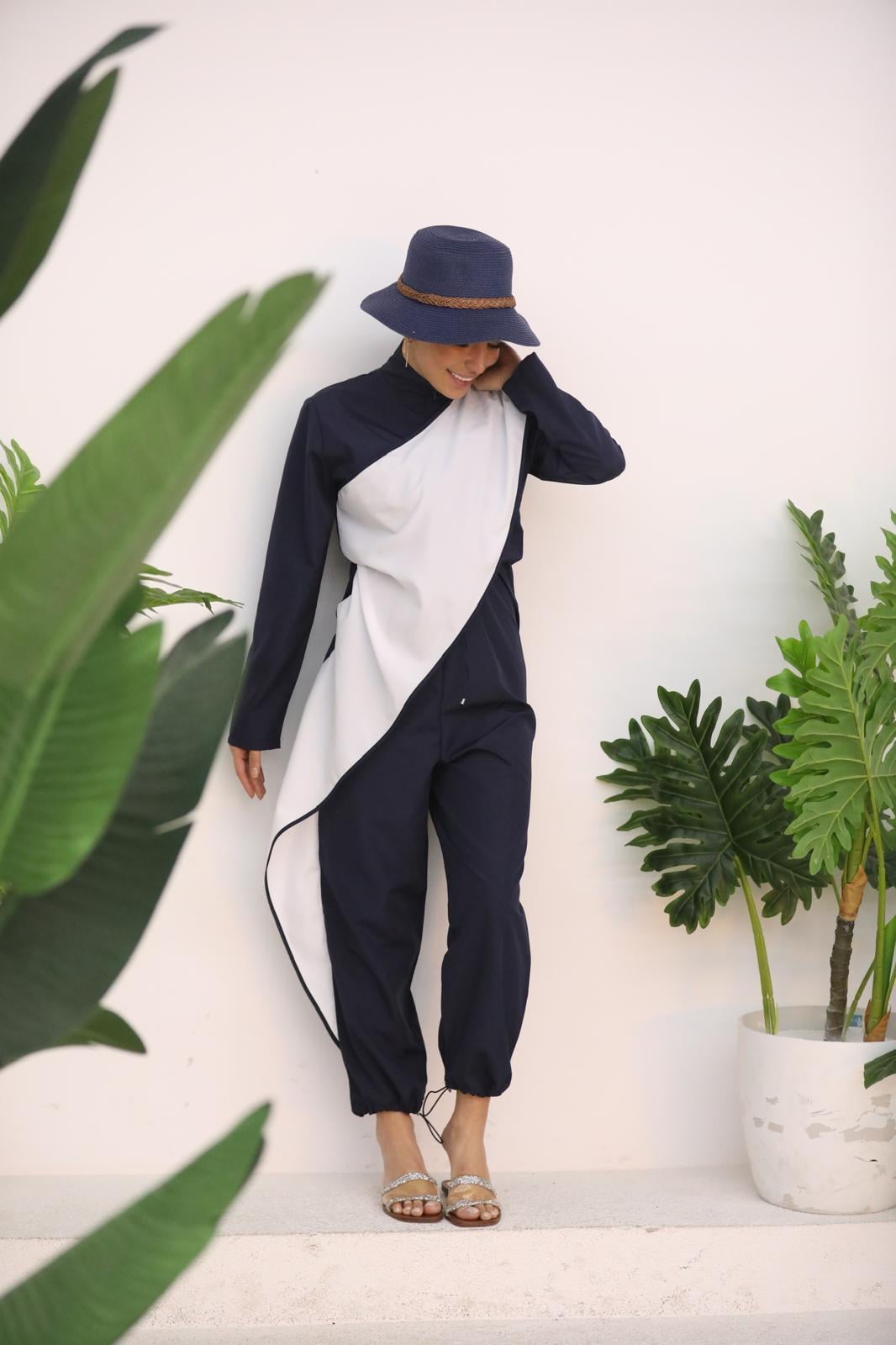 Ocean Beyaz Şeritli  Lacivert Tasarım Tesettür Tulum Mayo | Markasız