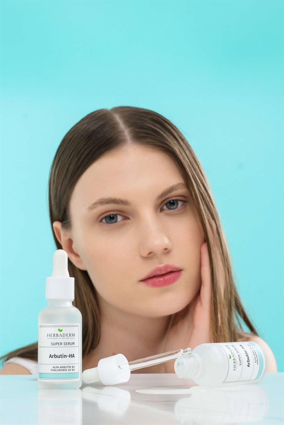 Aydınlatıcı ve Leke Görünümü Azaltıcı Super Serum 30 ml