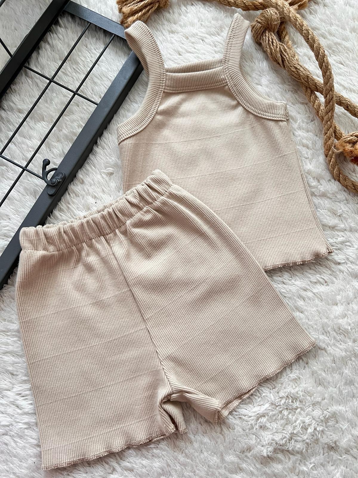 BEJ RİBANA CROP TAKIM