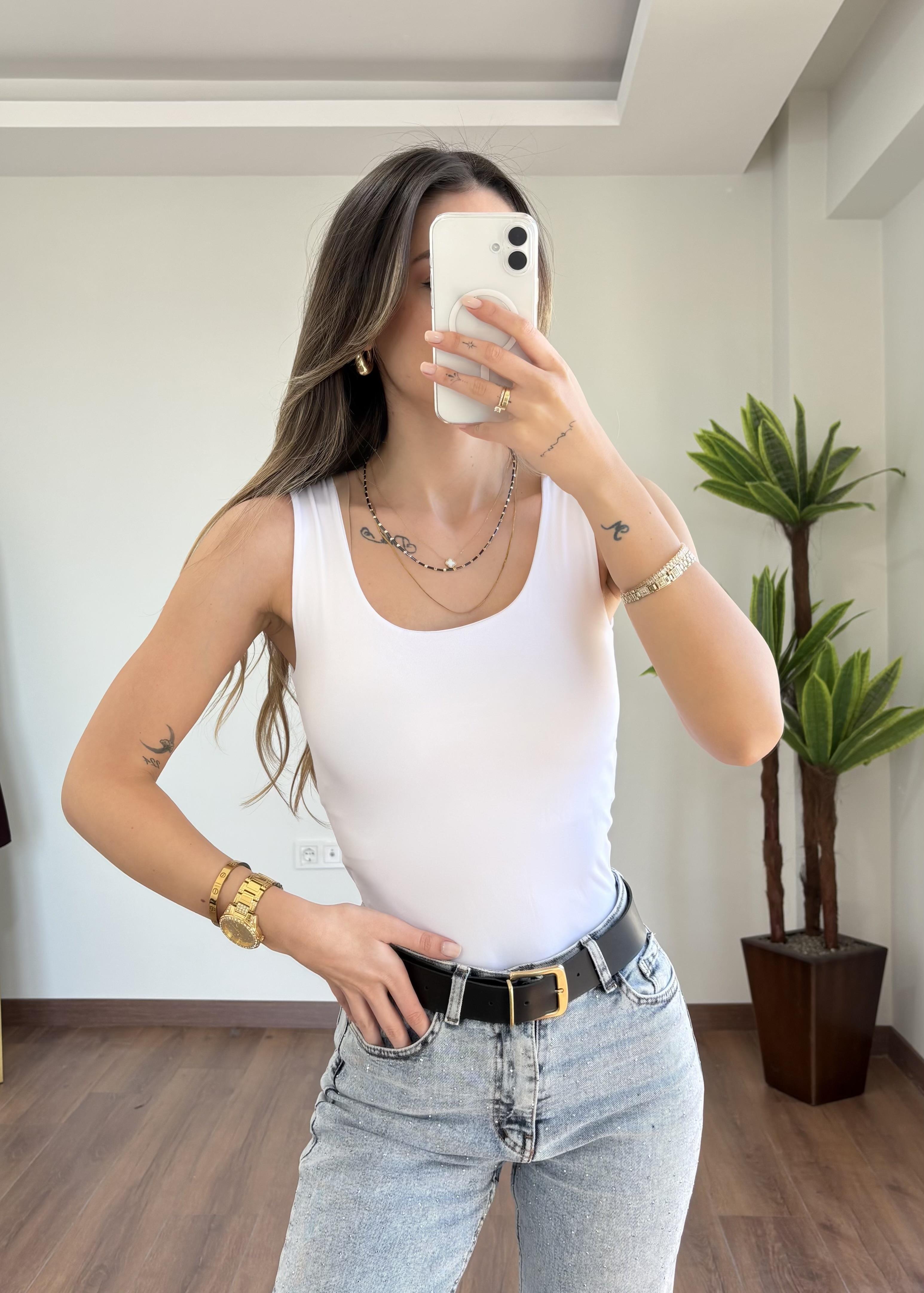 Beyaz Çift Katlı Atlet Body