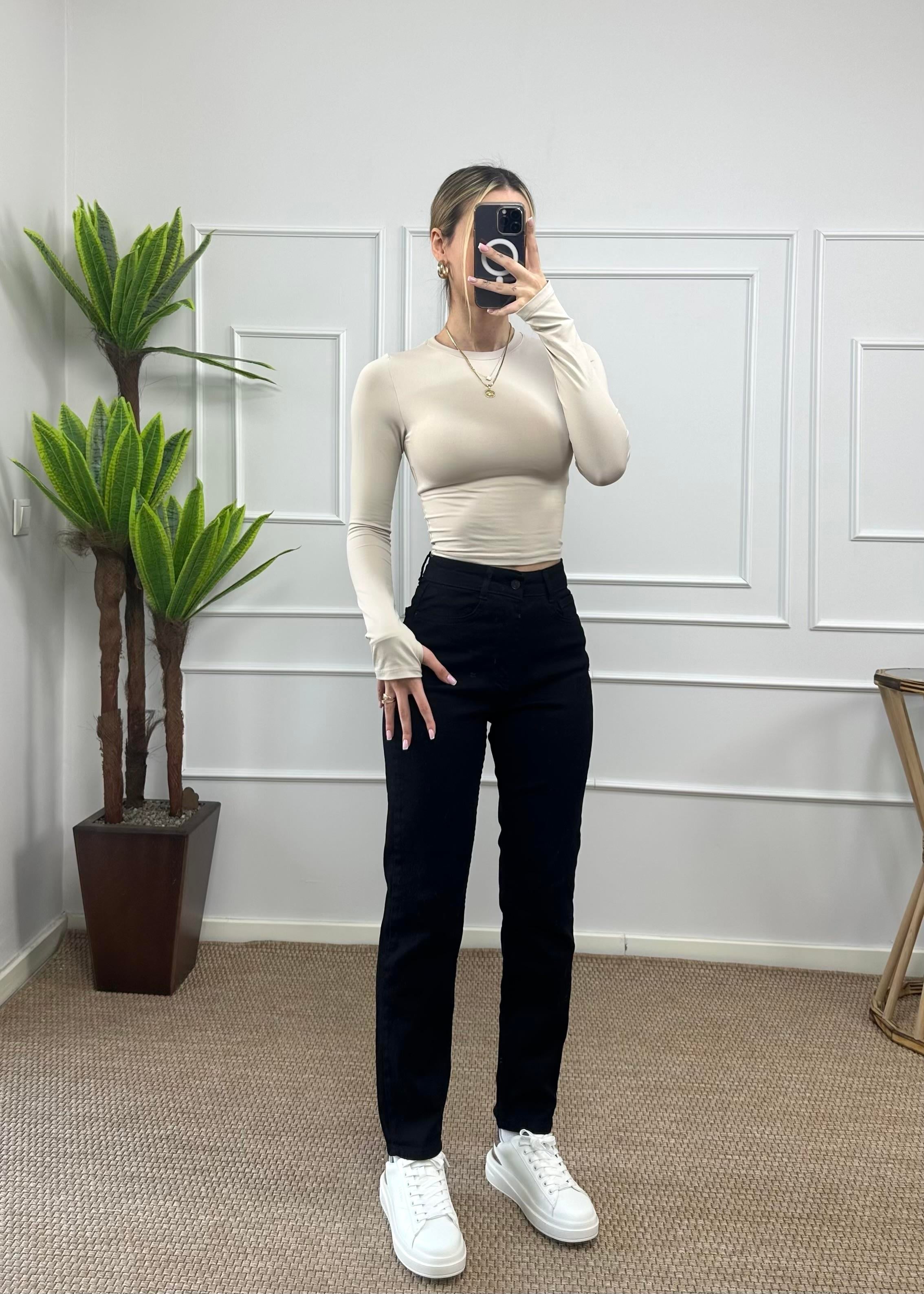 Kadın siyah renk mom jean