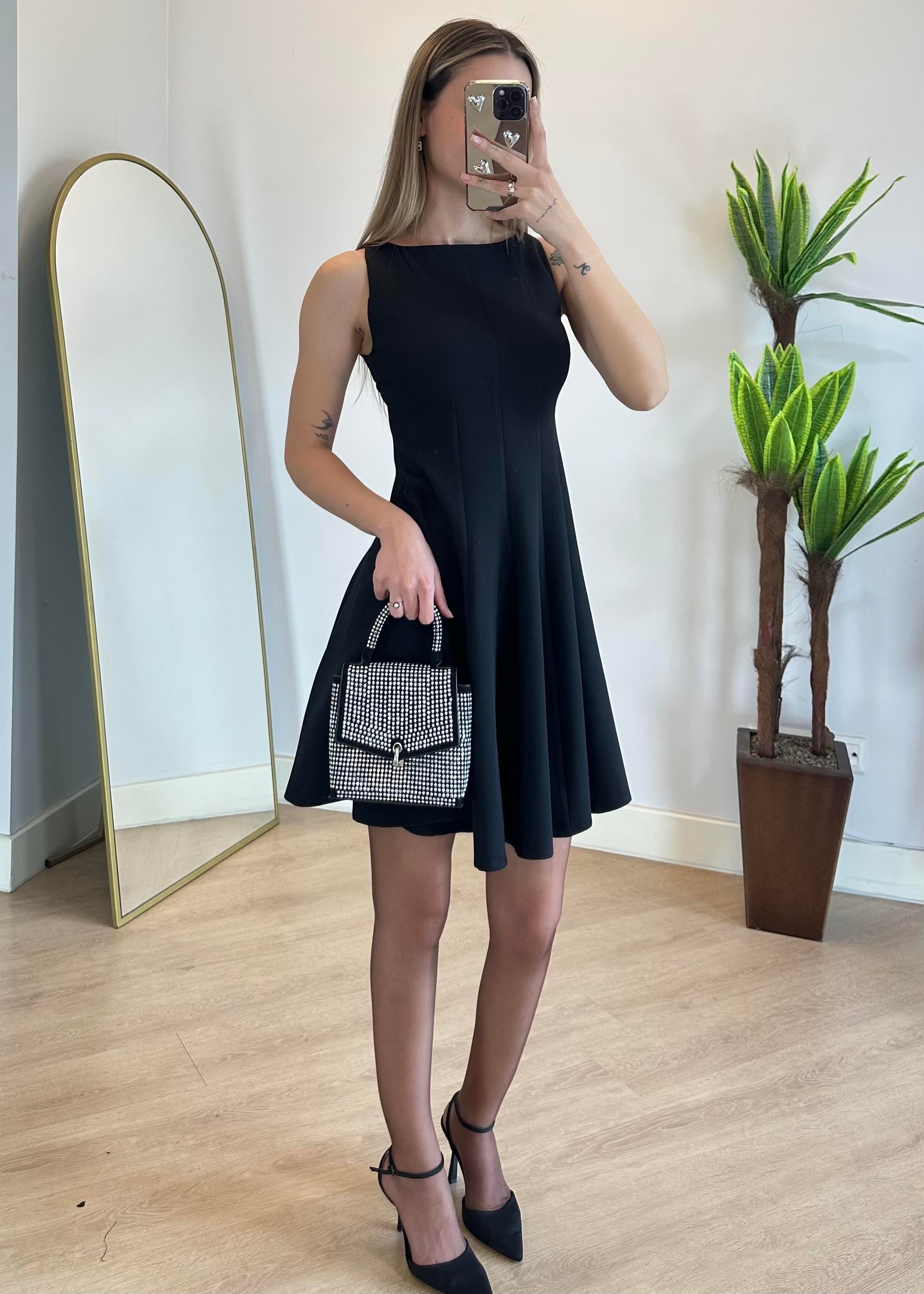 Zara Pileli Siyah Elbise