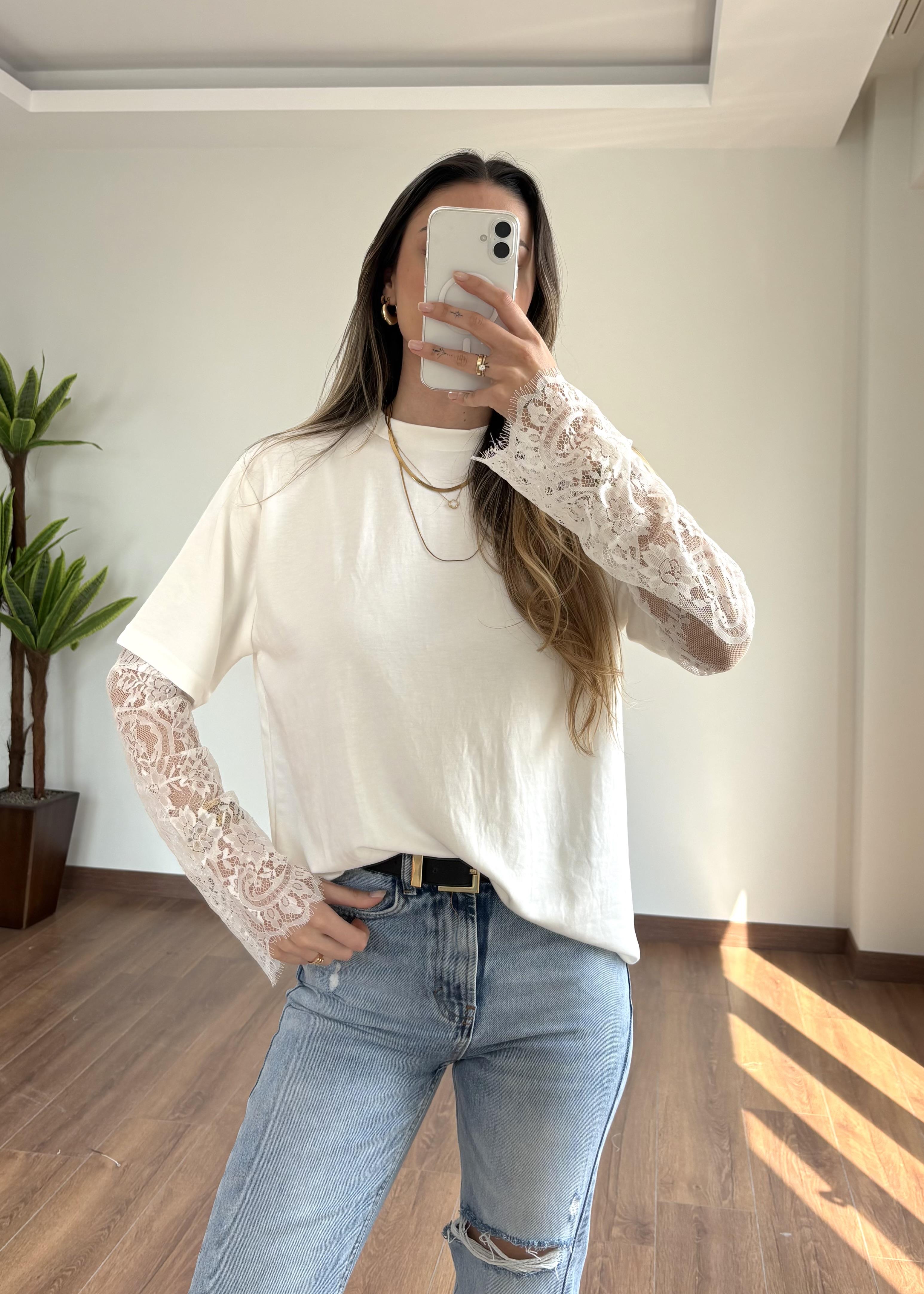 Dantelli Beyaz Tshirt