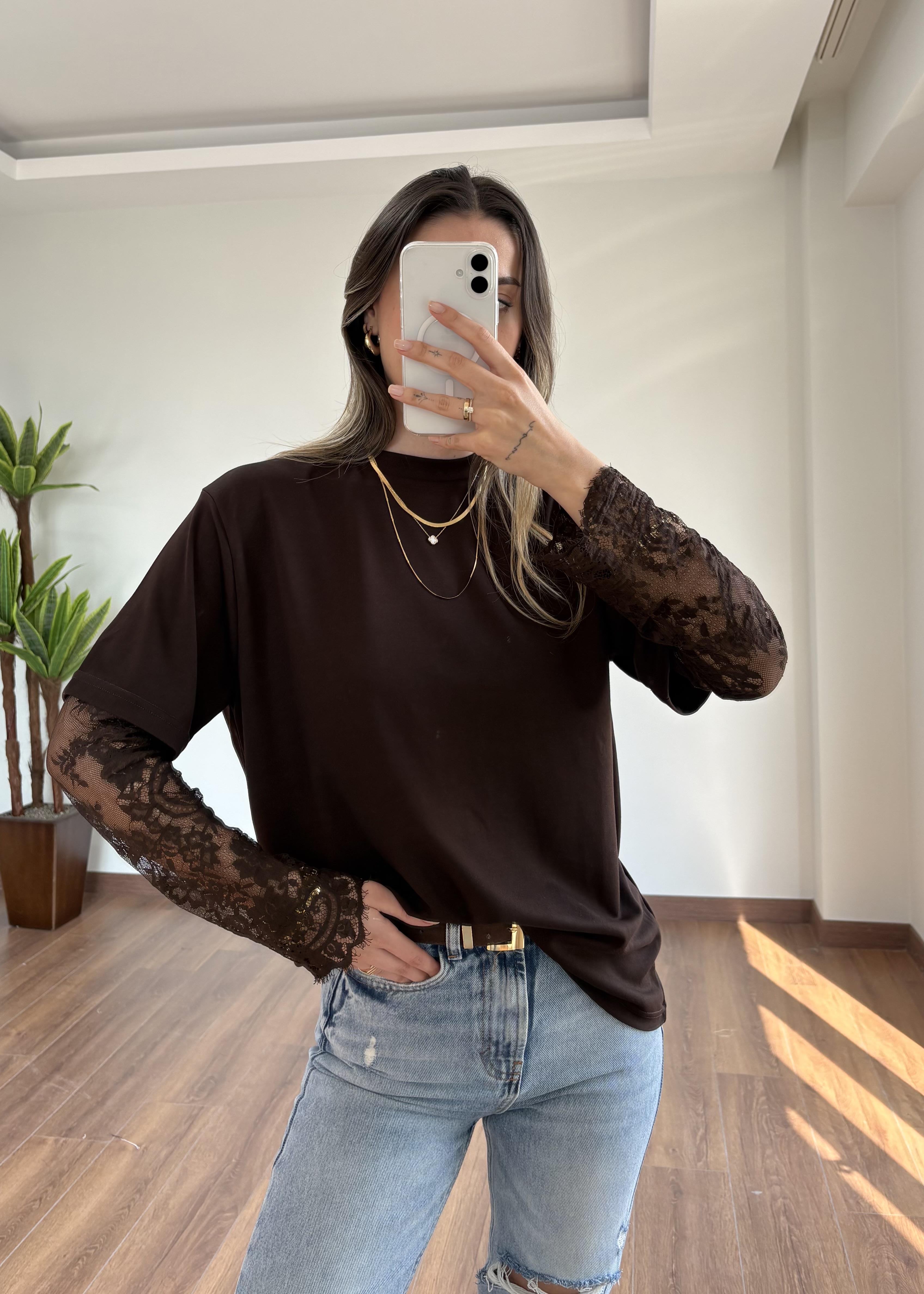 Dantelli Kahverengi Tshirt
