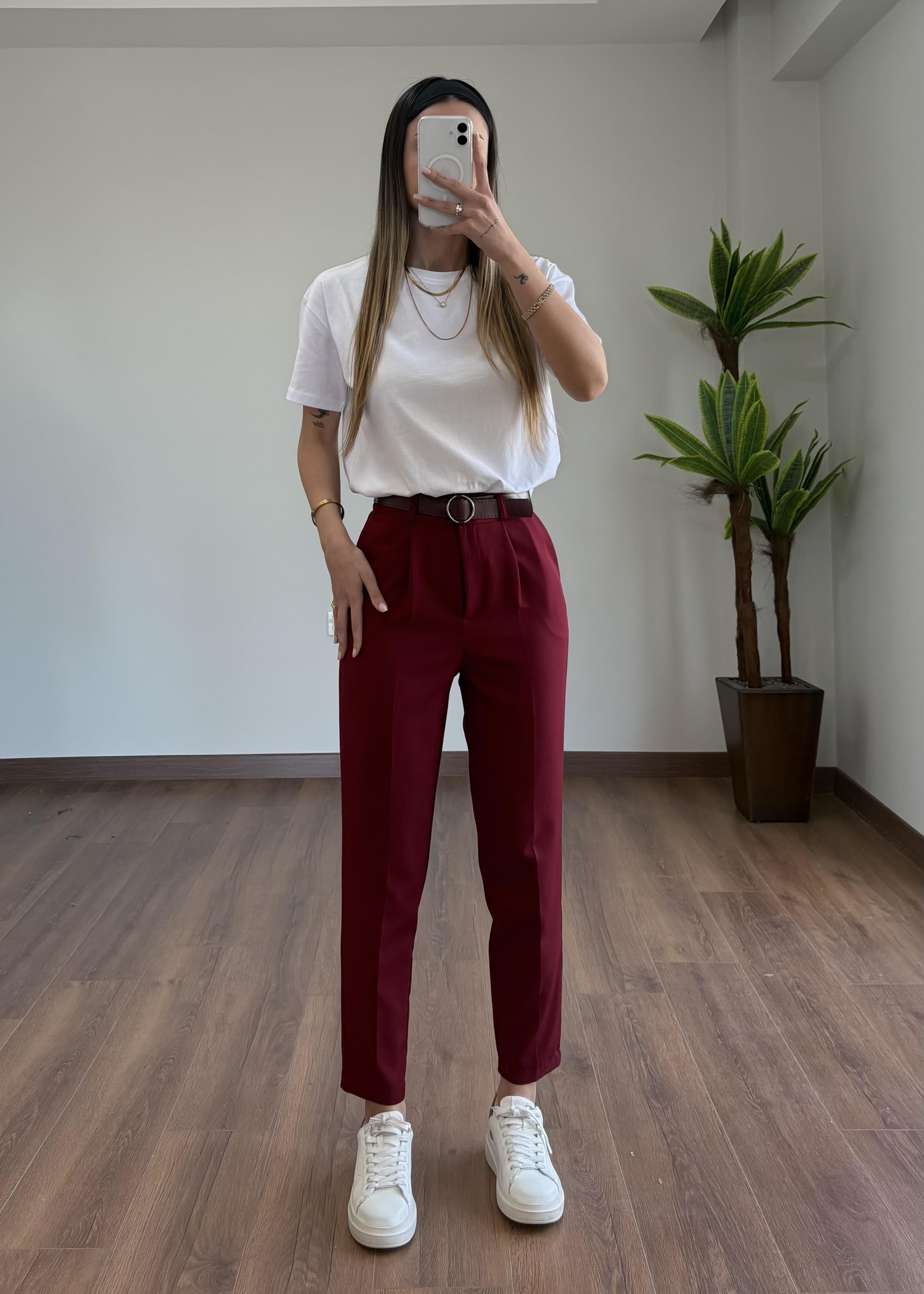 Havuç Kemerli Bordo Pantolon