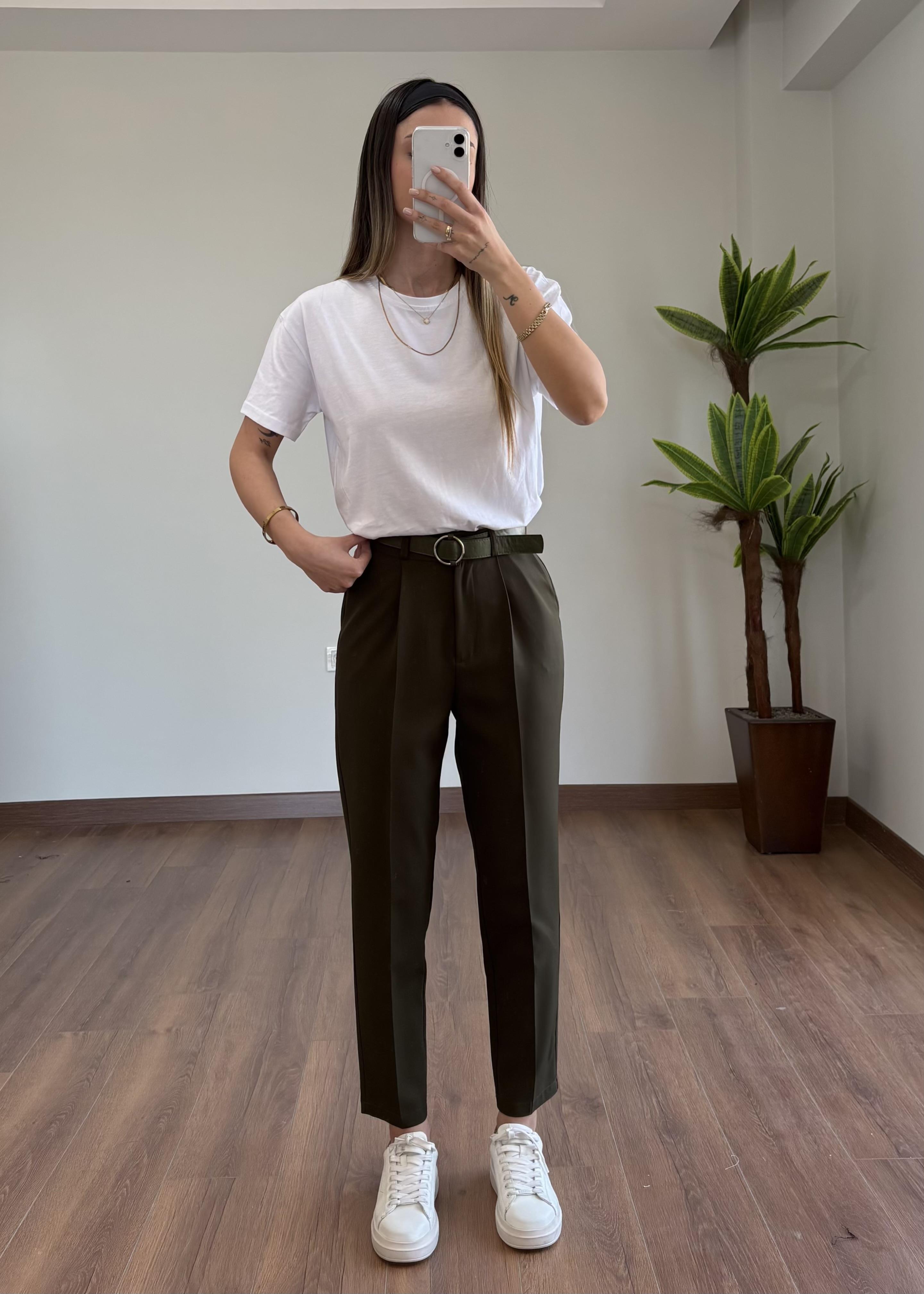 Havuç Kemerli Haki Pantolon