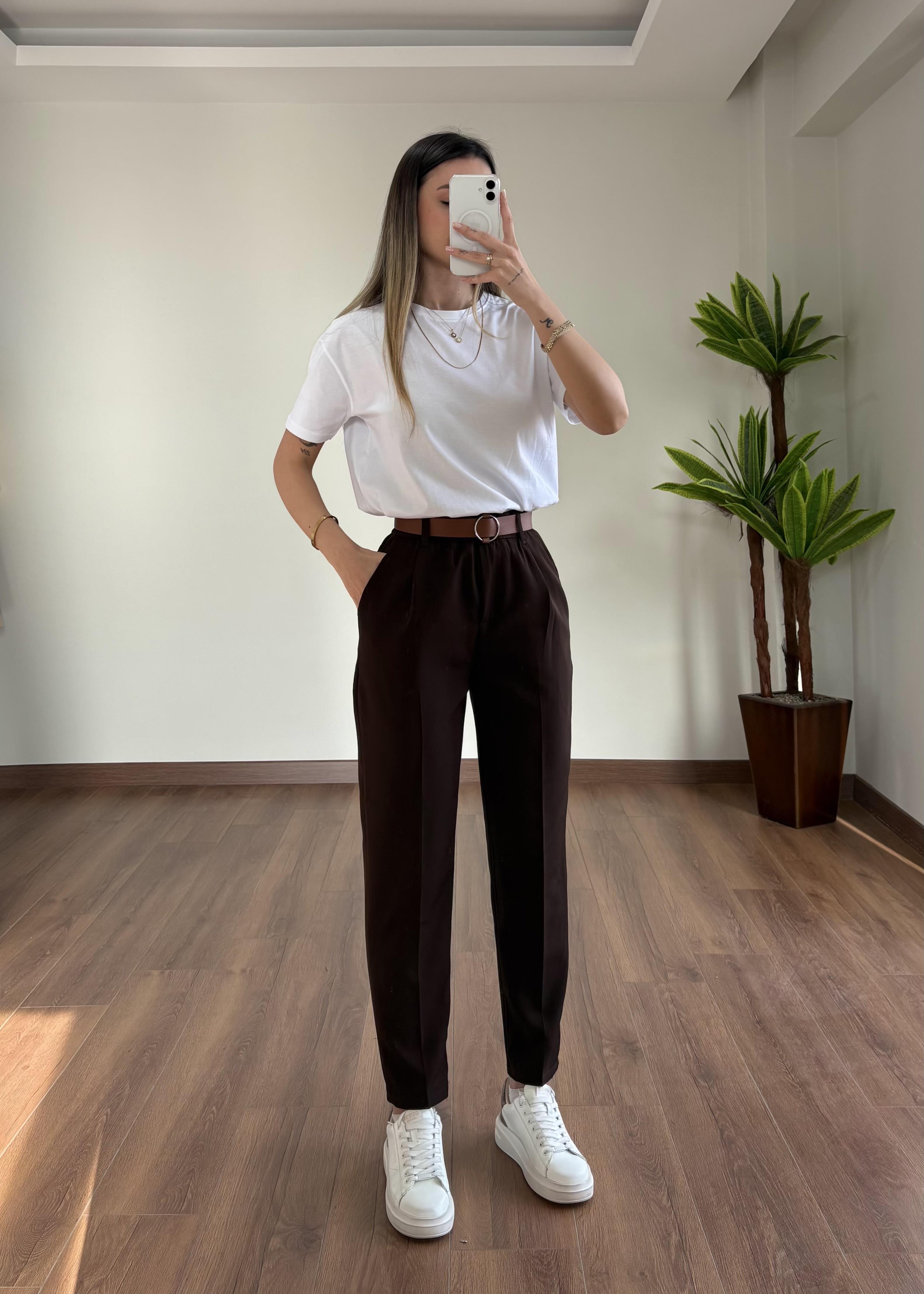 Havuç Kesim Kahve Kemerli Pantolon