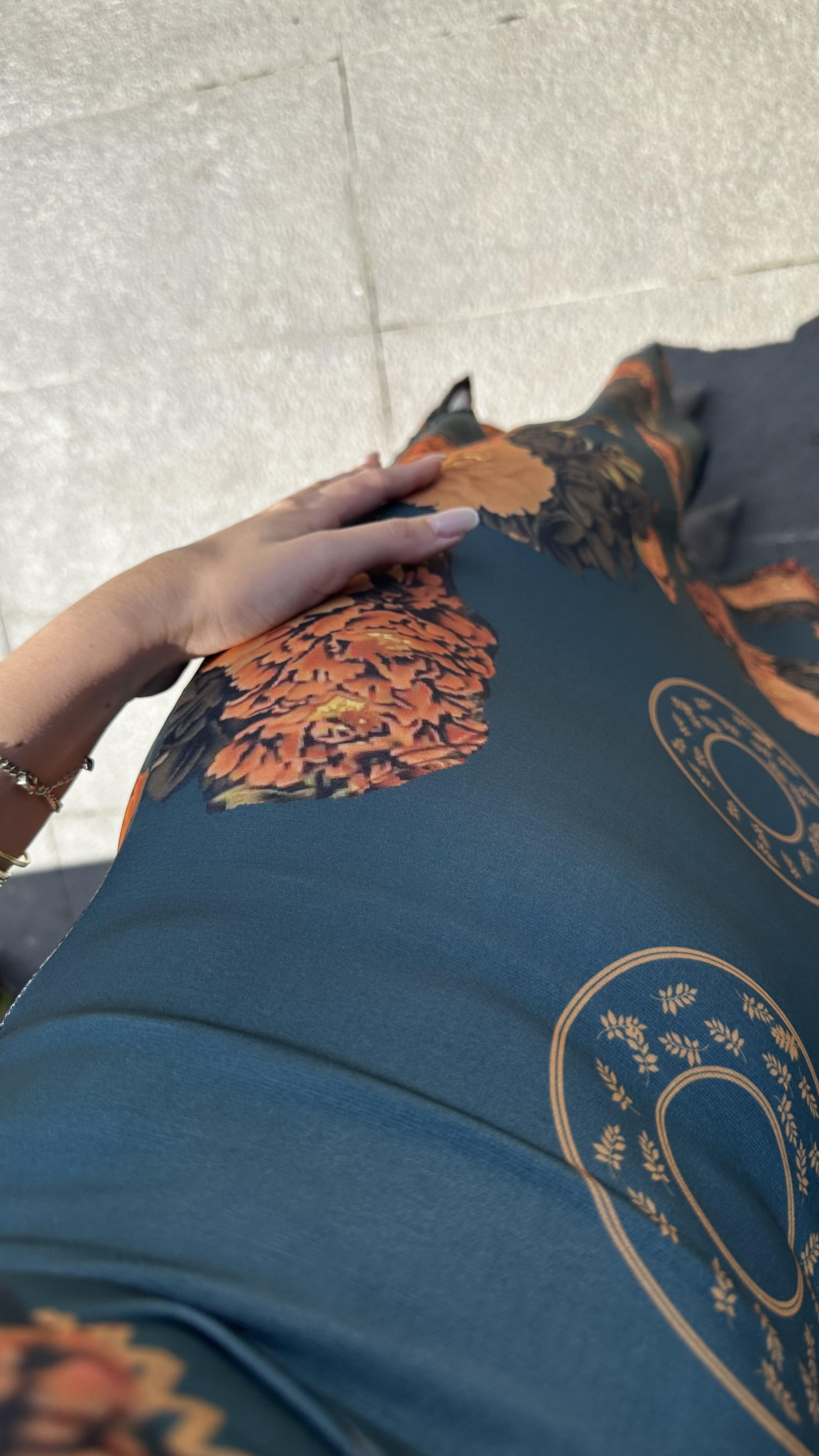 Kadın Mini Yırtmaç Detaylı Gögüs Pedli Midi Boy Elbise