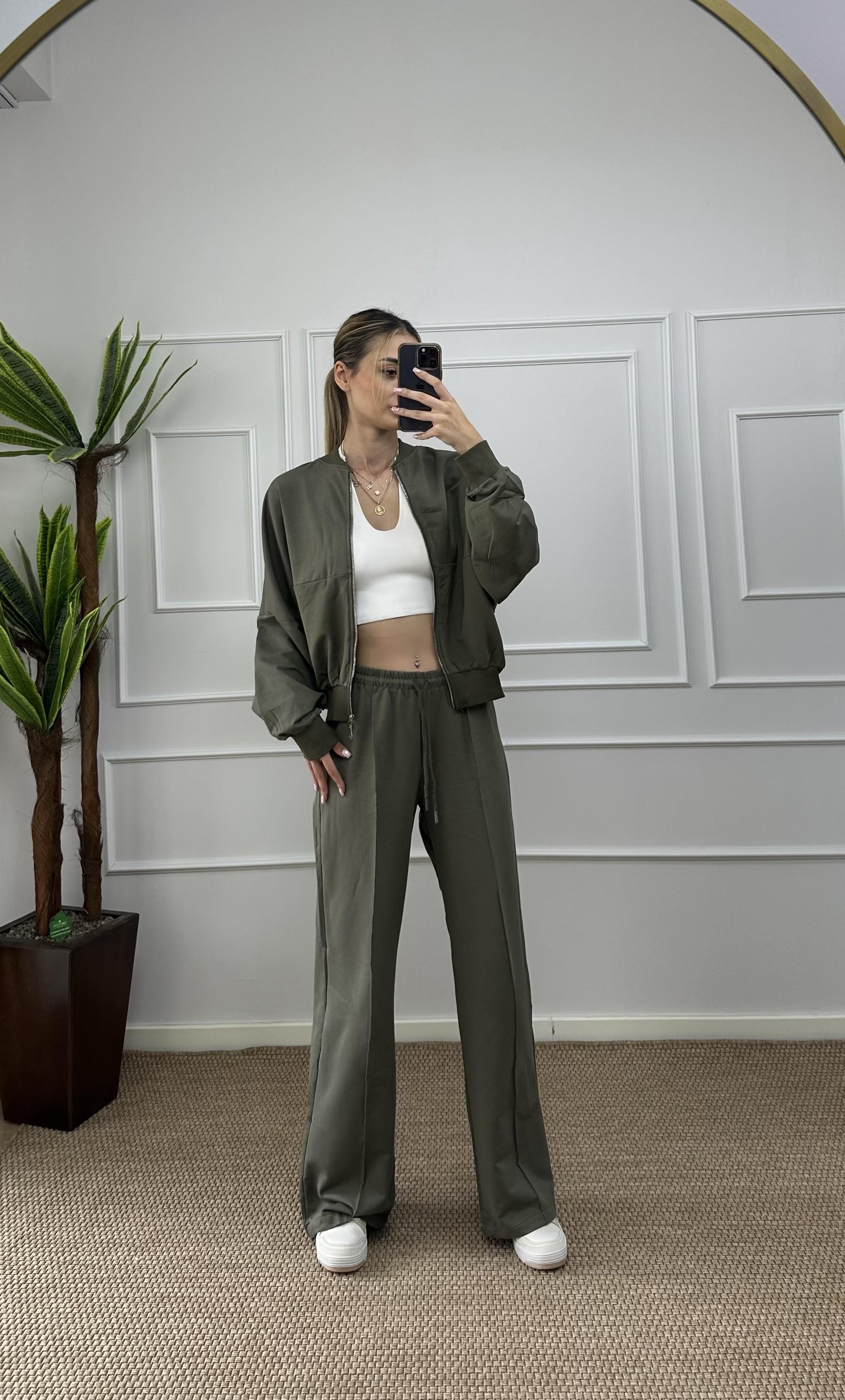 Kadın oversize hırkalı eşofman takımı