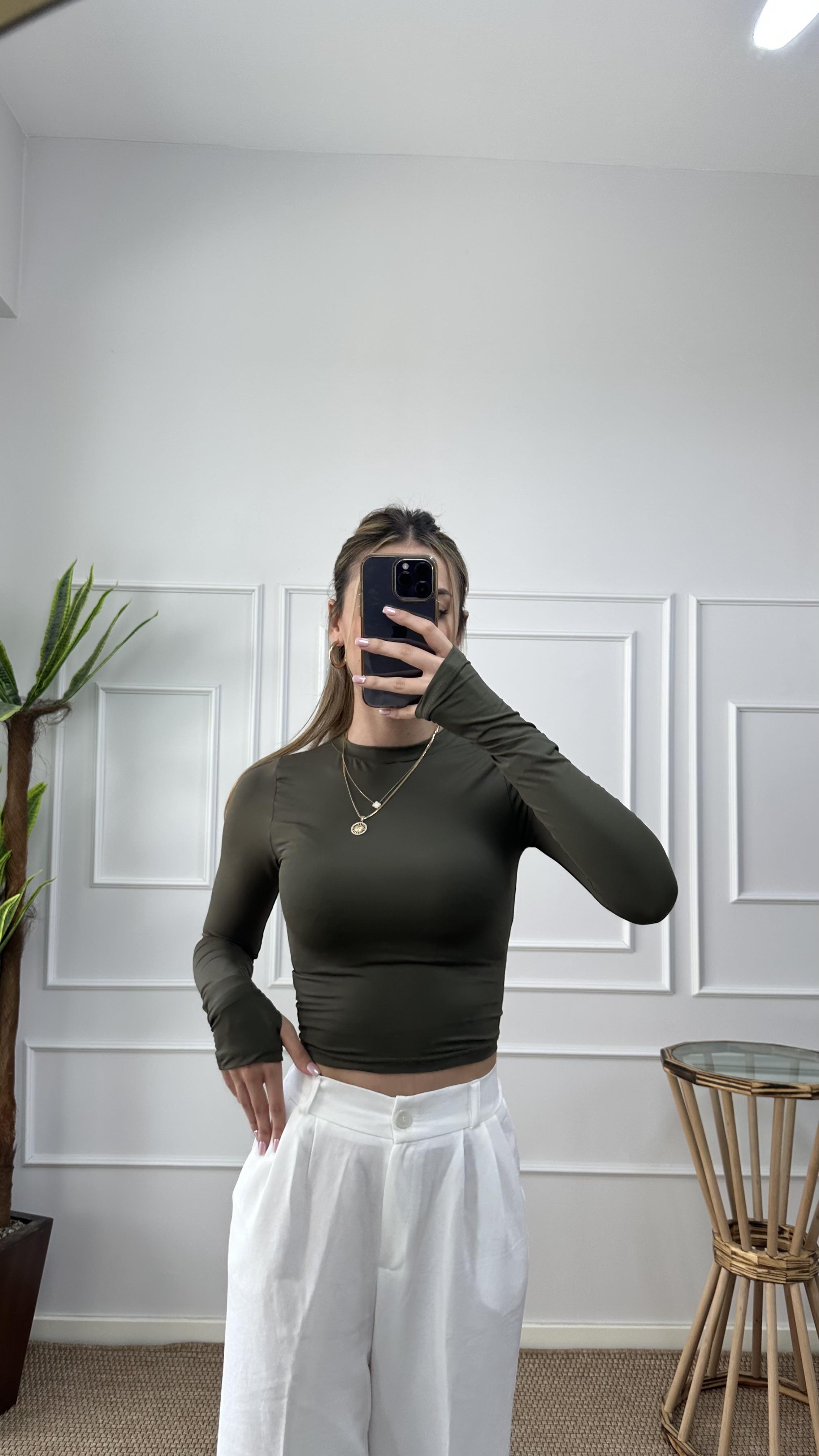 Kadın parmak geçmeli esnek body