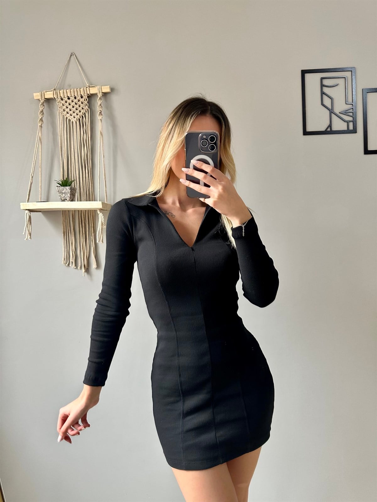 Kadın siyah polo yaka mini elbise