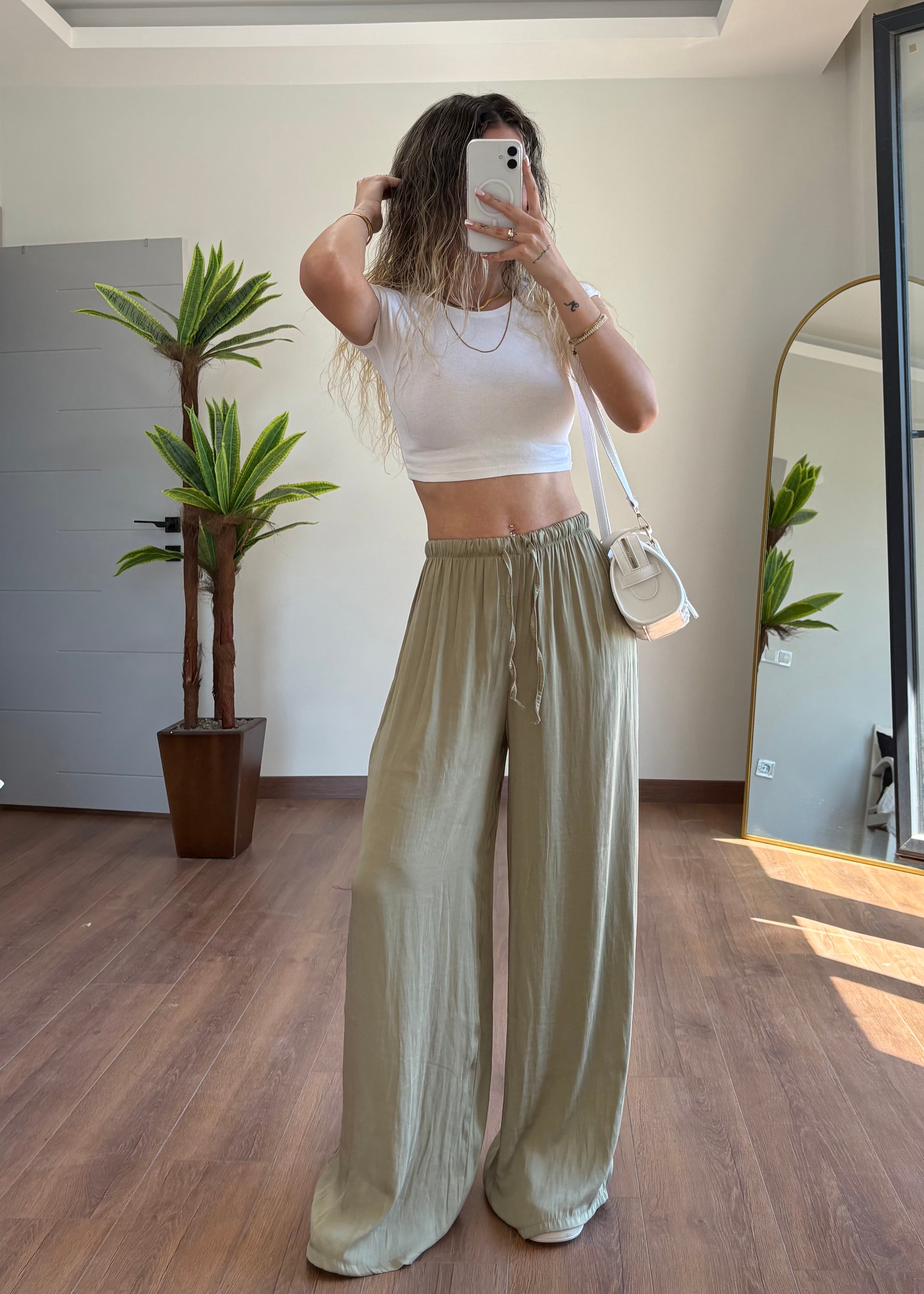 Lara Bağlamalı Yeşil Pantolon